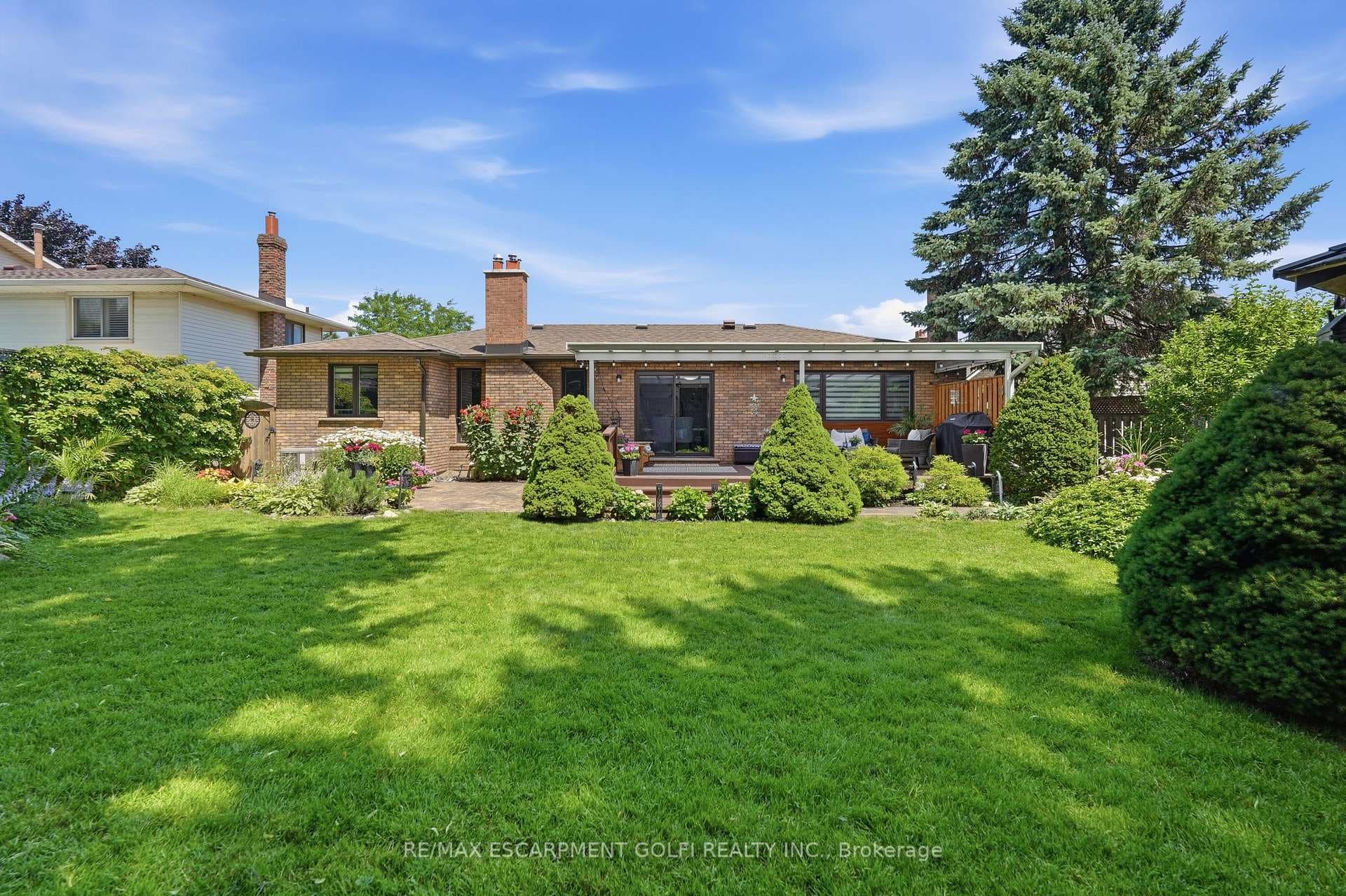12 Cheval Drive photo 43