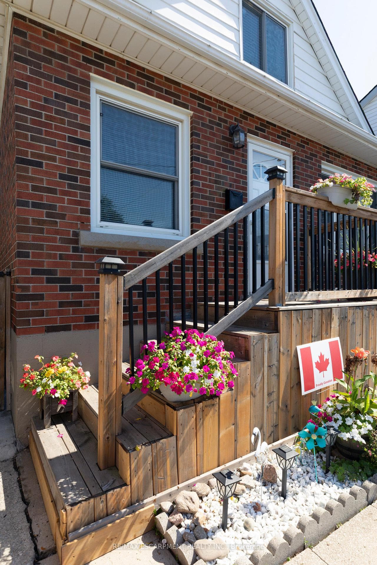 118 JULIAN Avenue photo 4