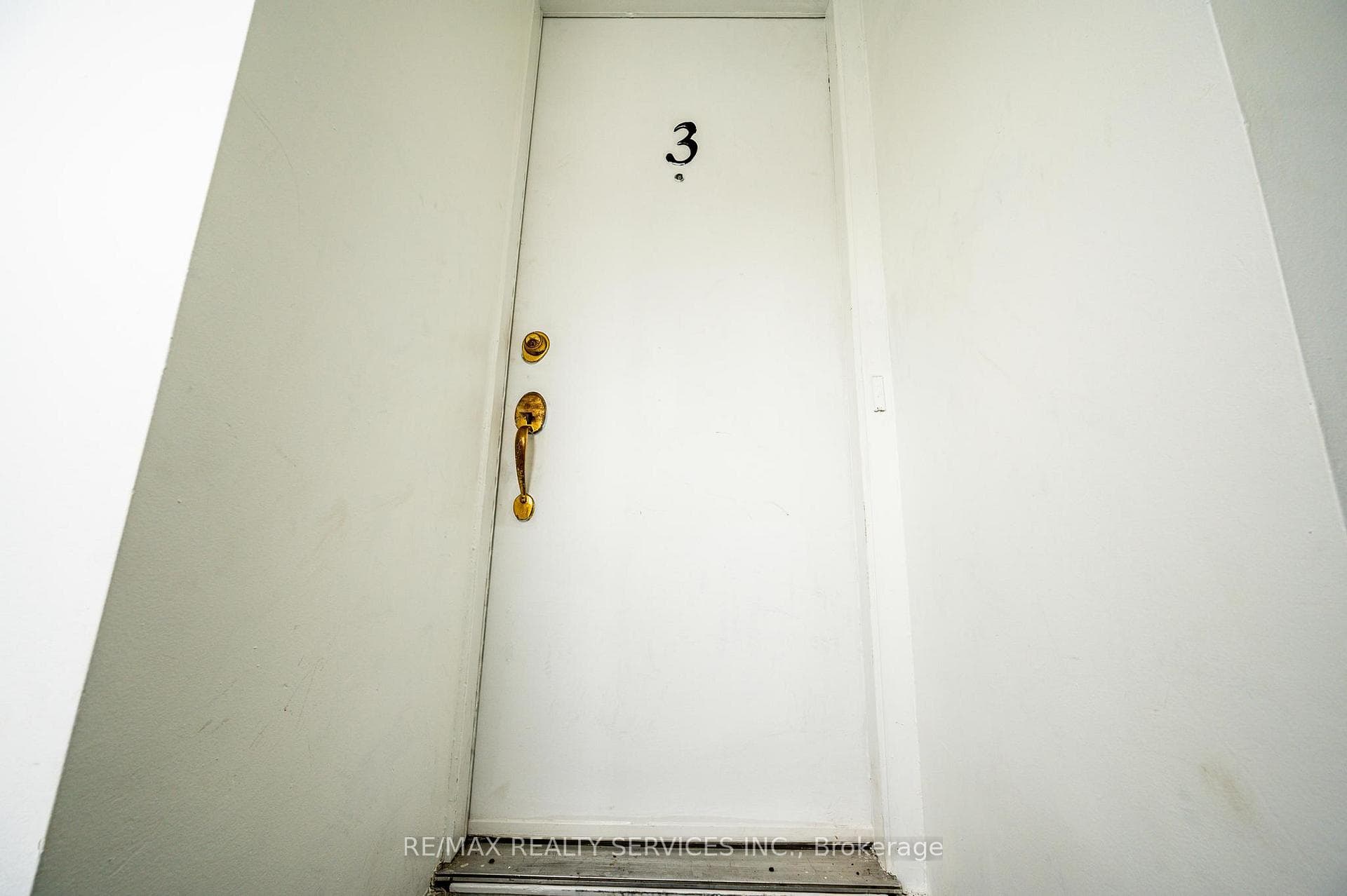 306 Greenwood Avenue Unit 3 photo 2