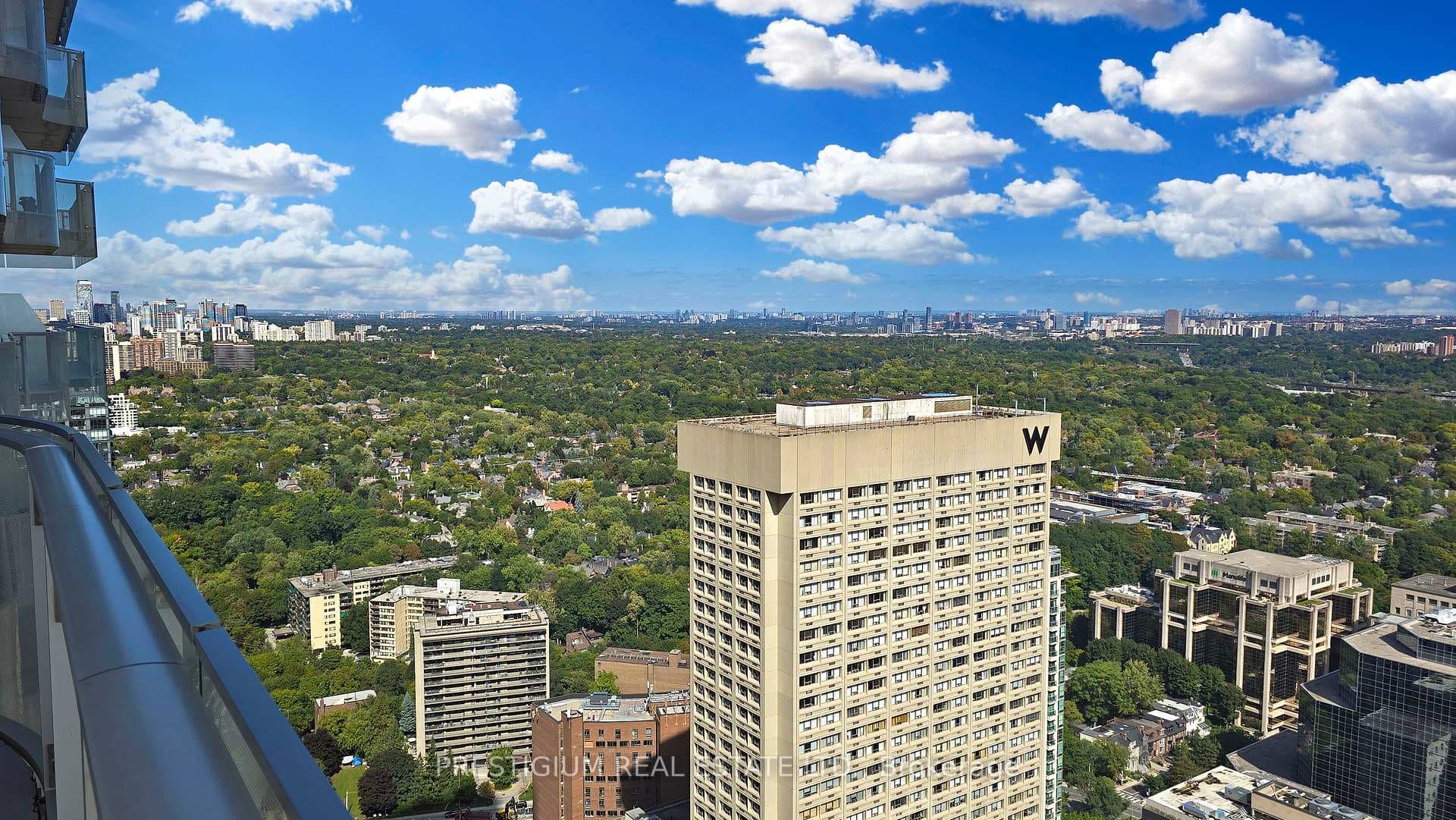 1 Bloor Street Unit 4204 photo 37