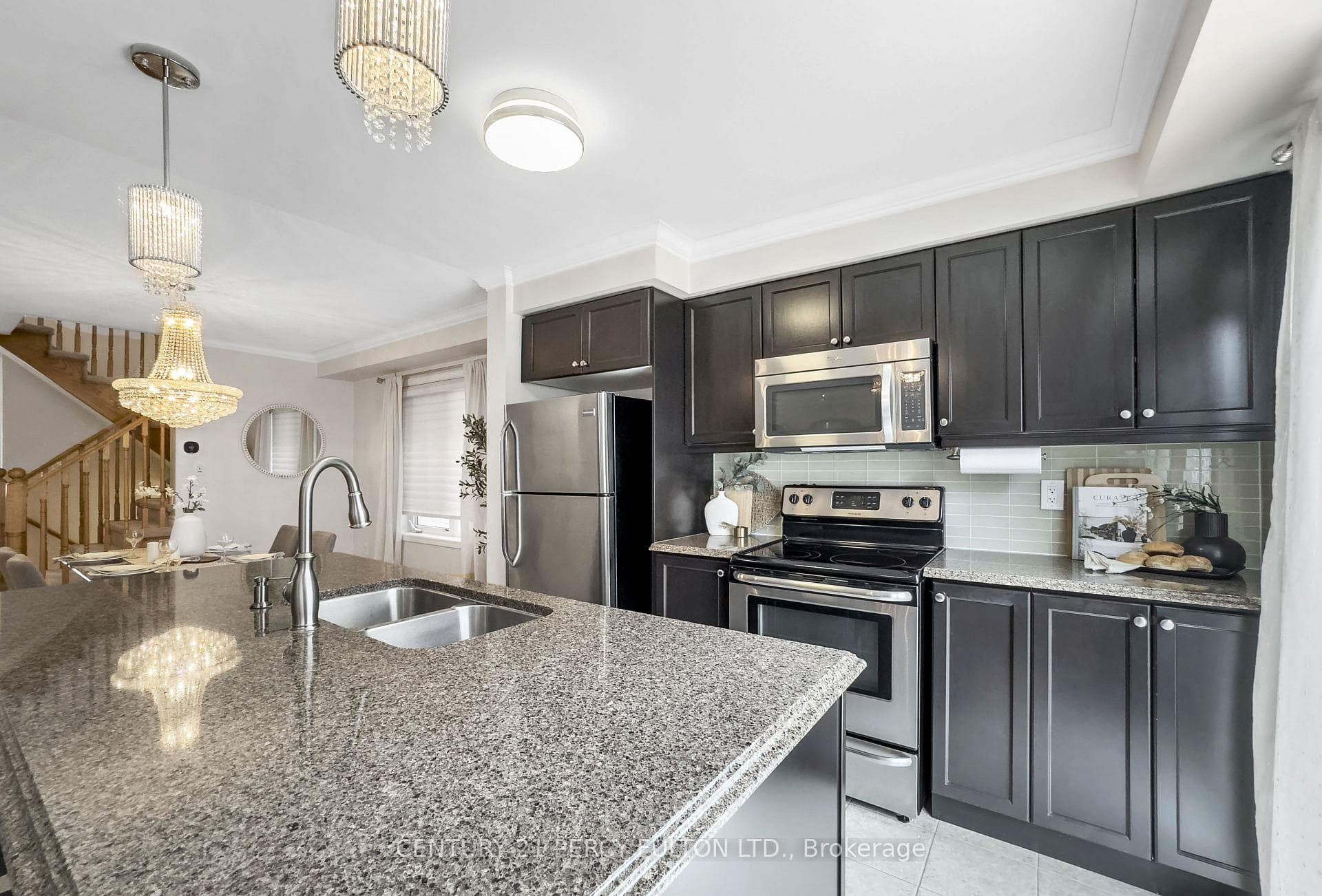34 Enford Crescent photo 23