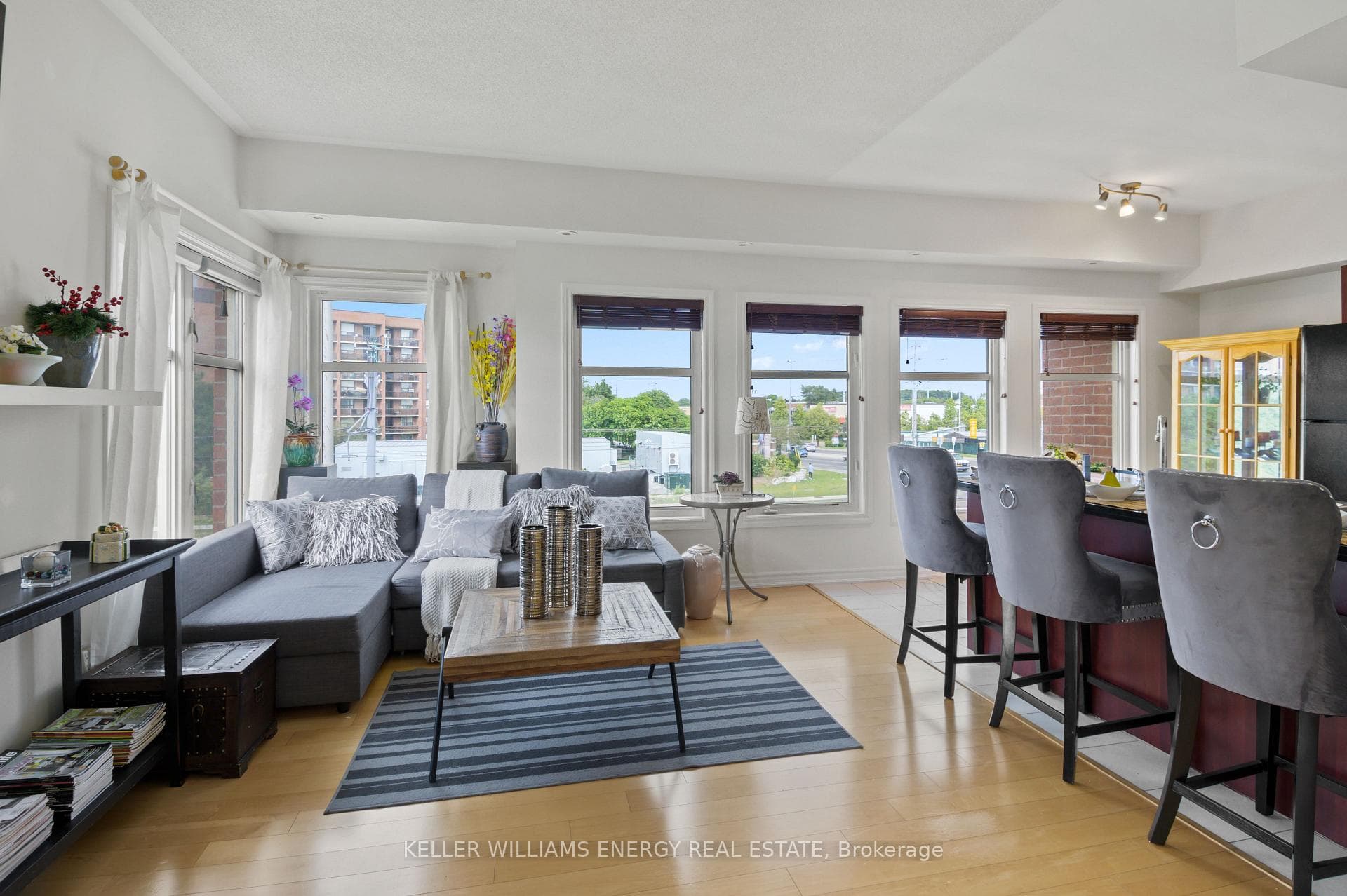1837 Eglinton Avenue Unit 225 photo 8