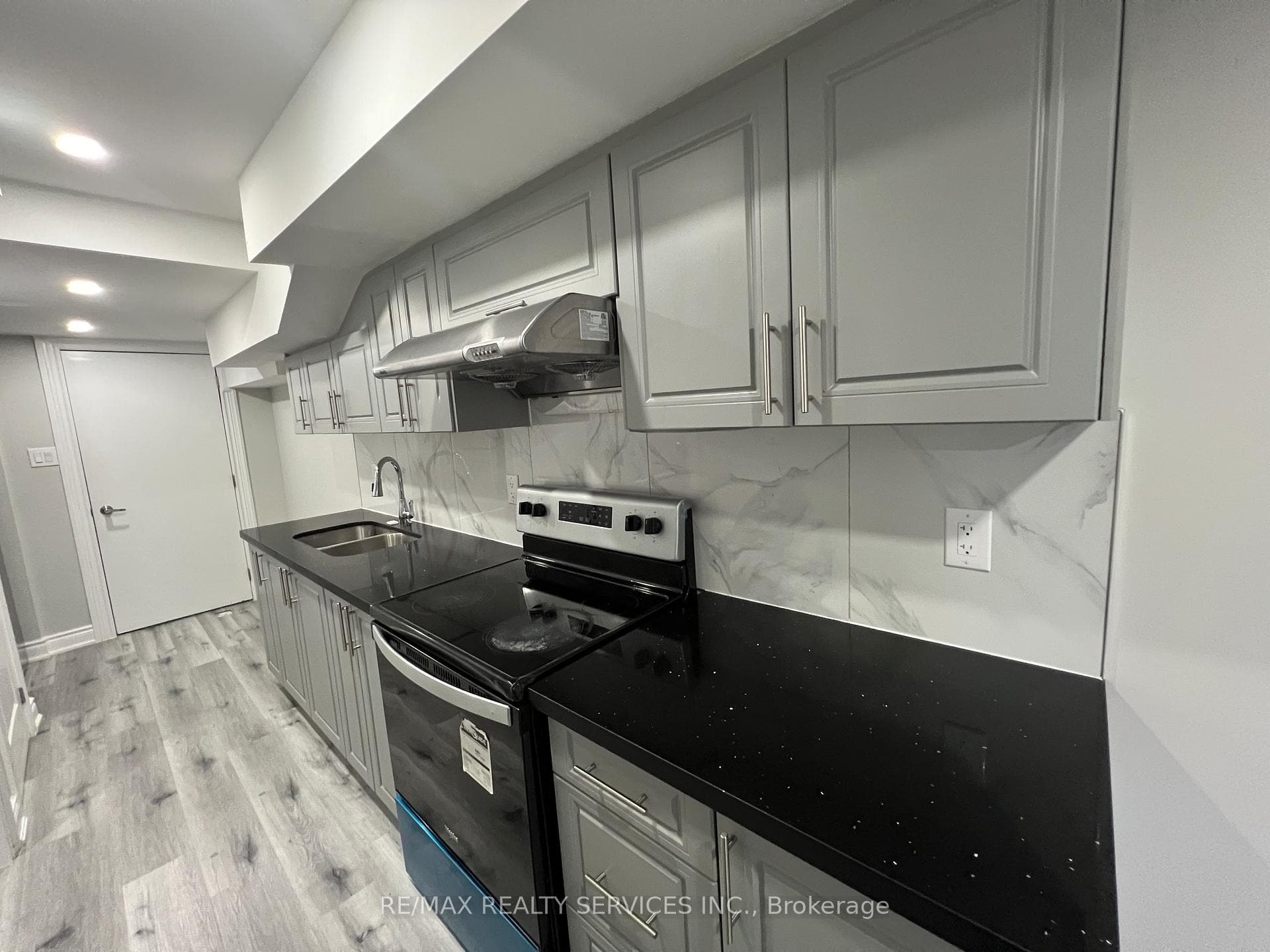 97 COBRIZA Crescent photo 1