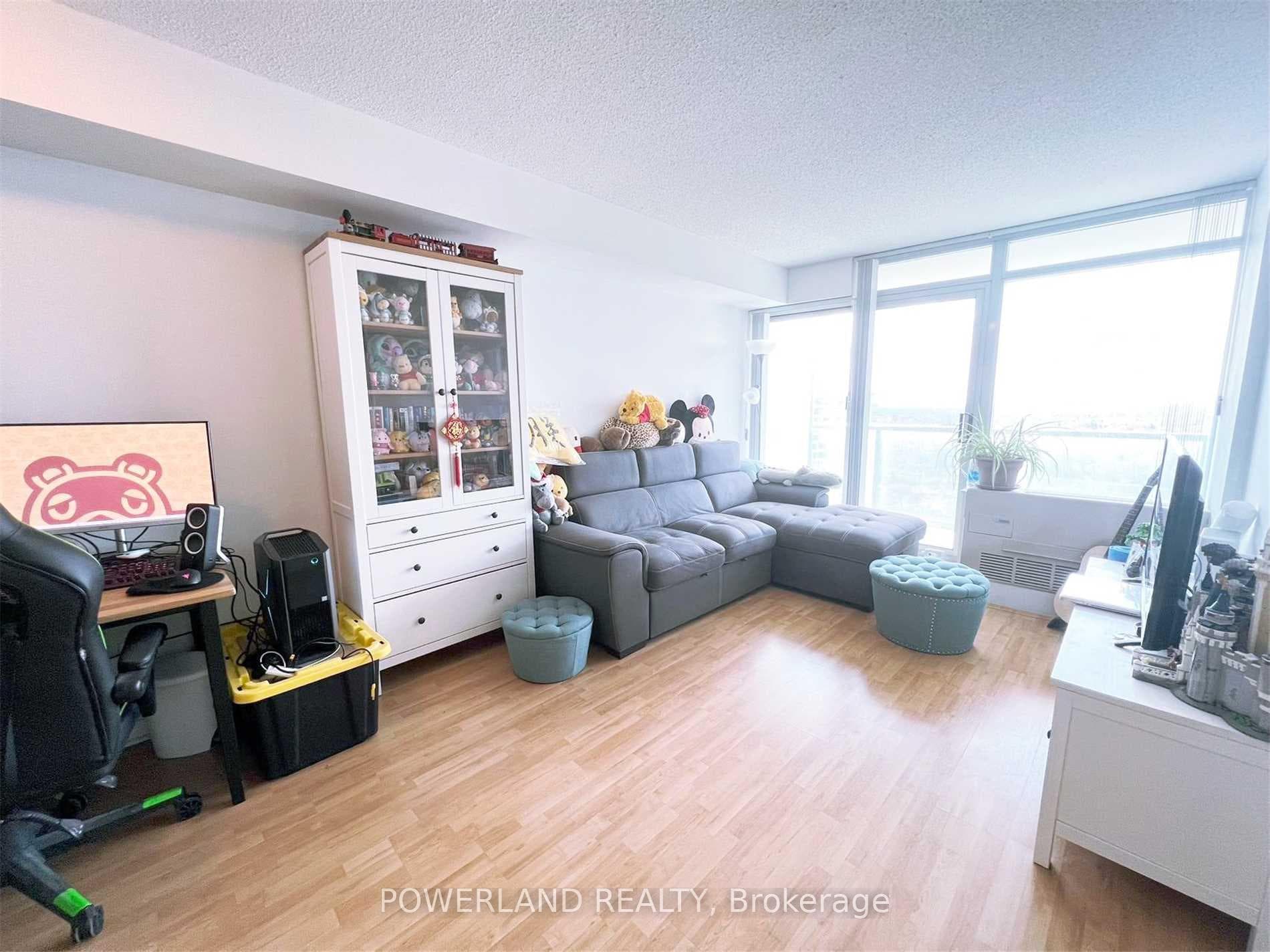 5500 Yonge Street Unit 2007 photo 4