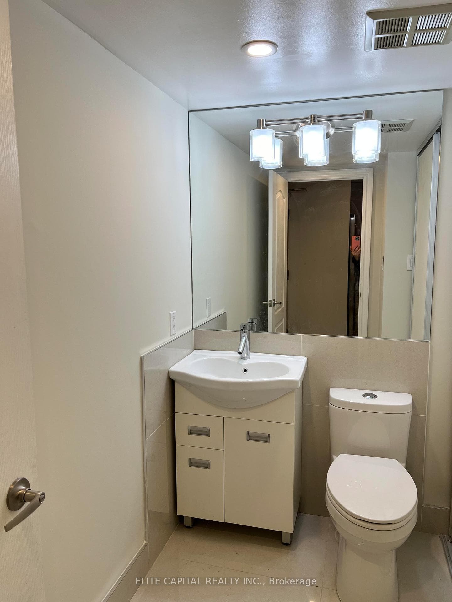 24 Wellesley Street Unit 703 photo 8