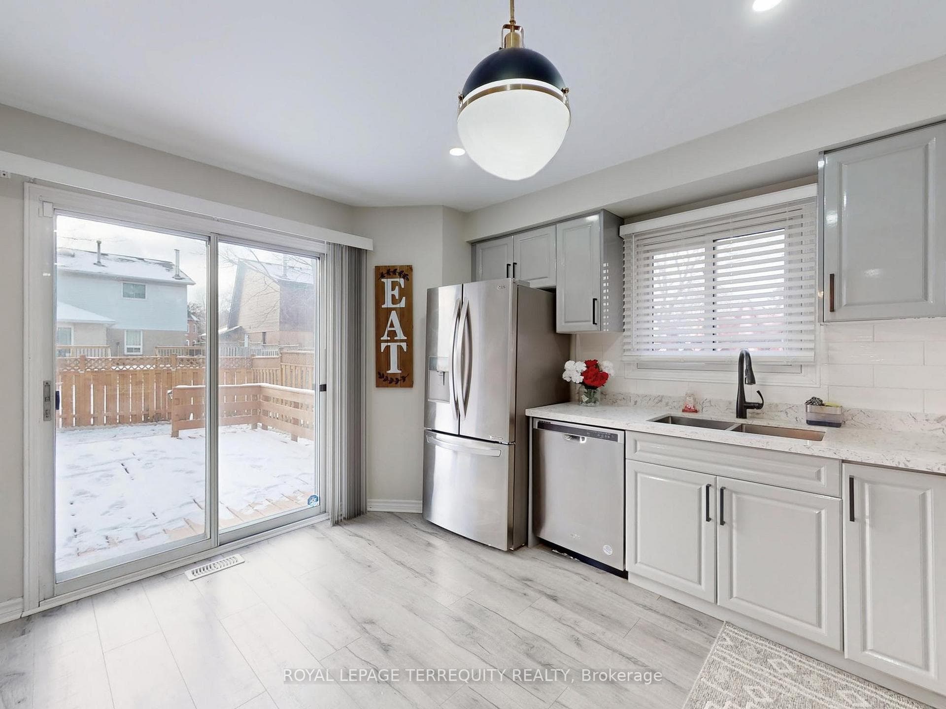 52 Dobson Drive photo 12