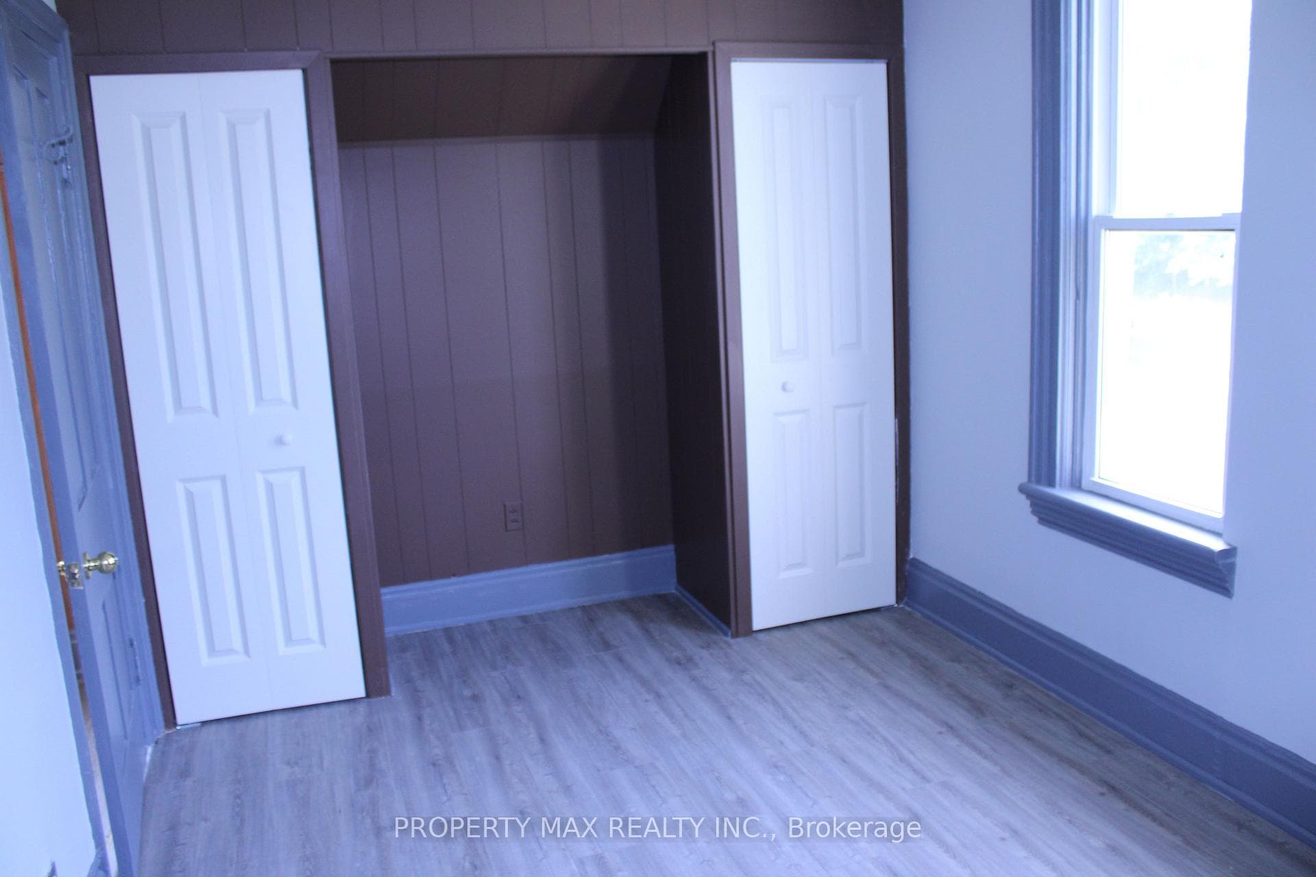 5363 Davis Drive photo 9