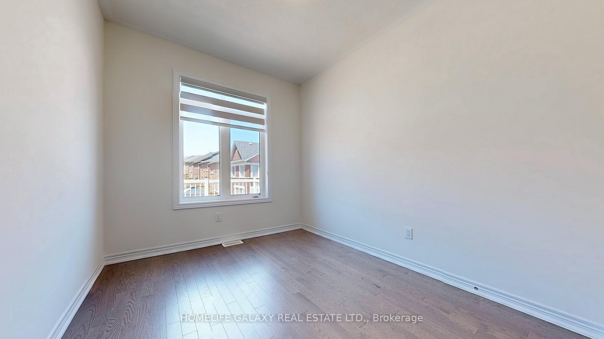 1132 Baltic Lane Unit 2nd Flr photo 25