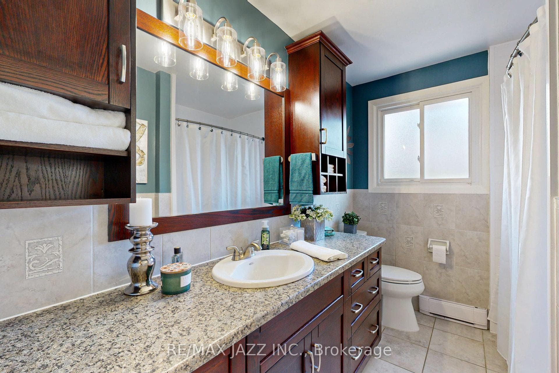 888 Walnut Court photo 24