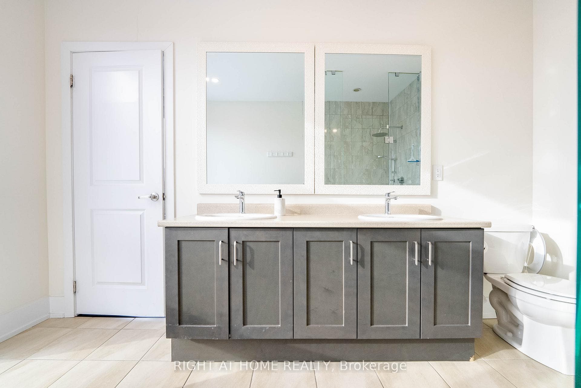 16 Cambray Road photo 22
