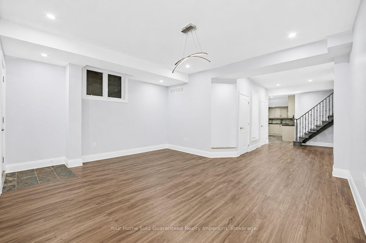 1794 Grandview Street Unit Bsmnt photo 4