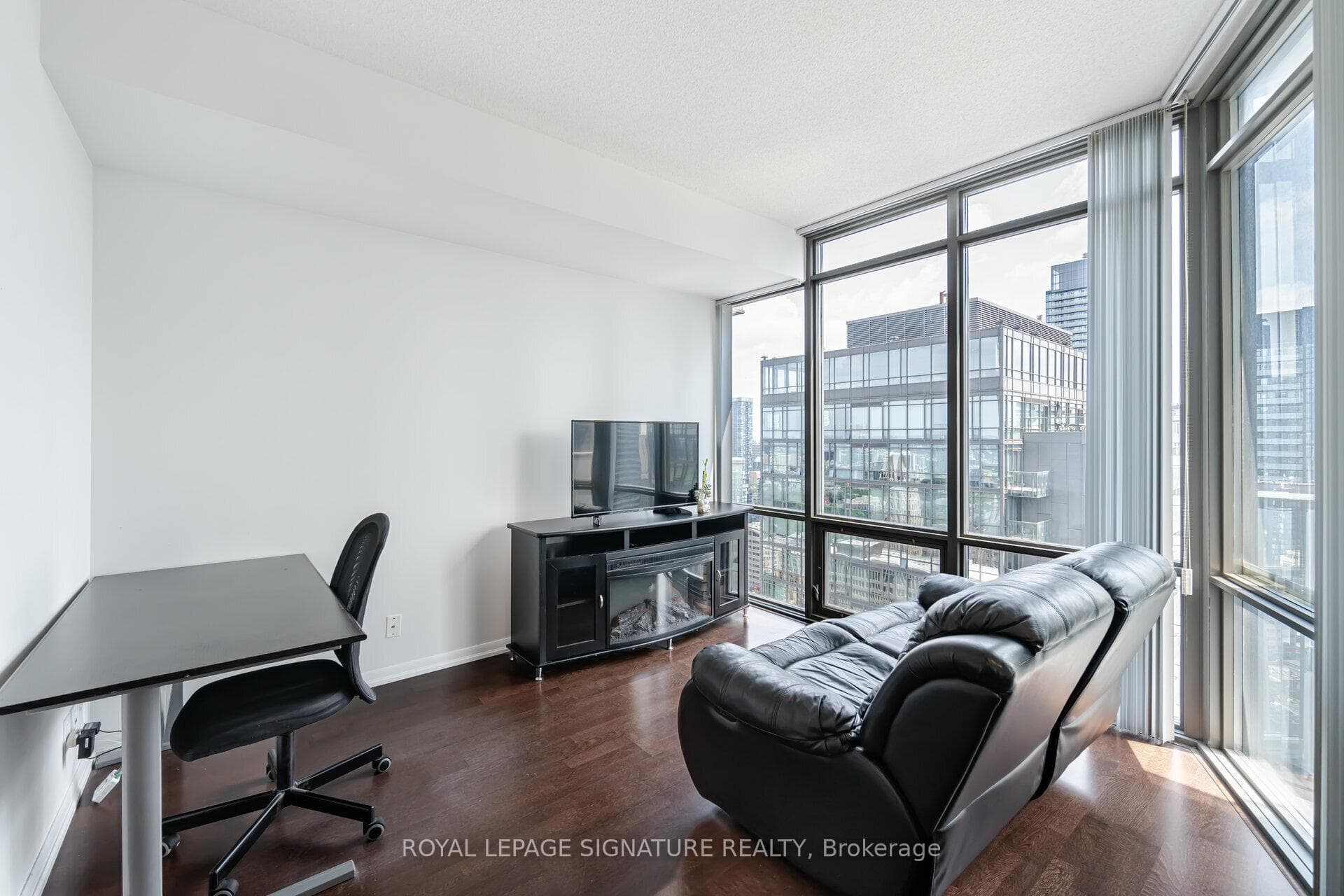 832 Bay Street Unit 3307 photo 12