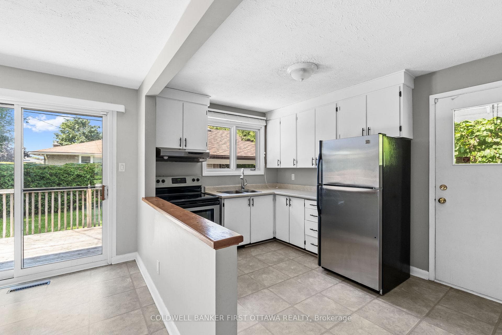 1316 AVENUE U Avenue photo 10