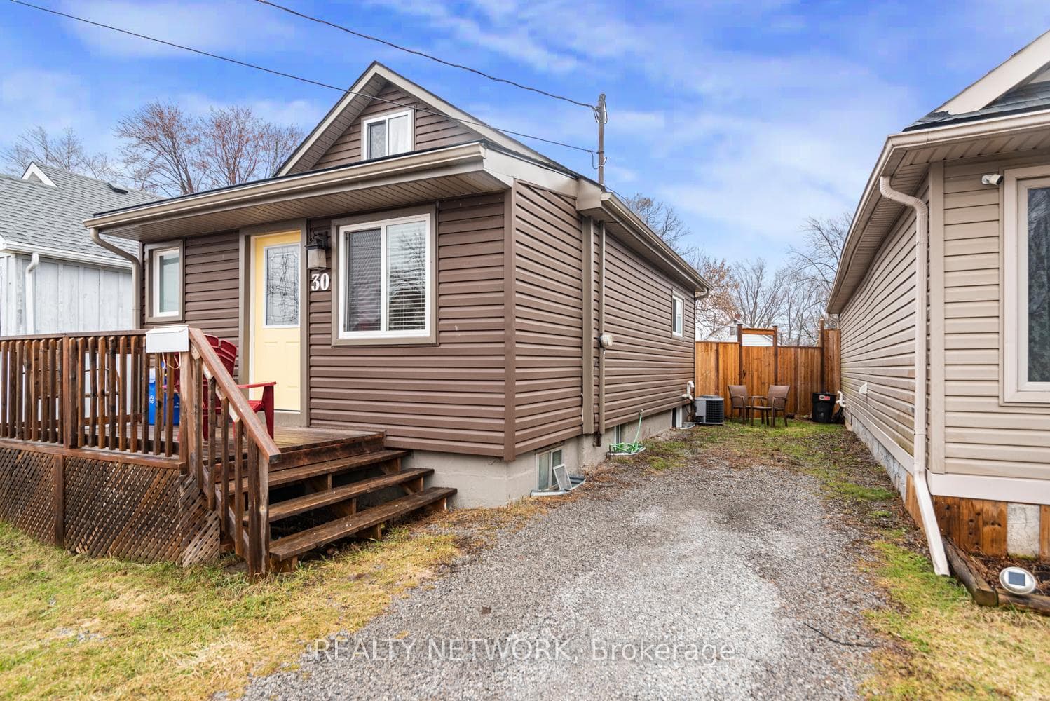 30 Mcalpine Avenue photo 2