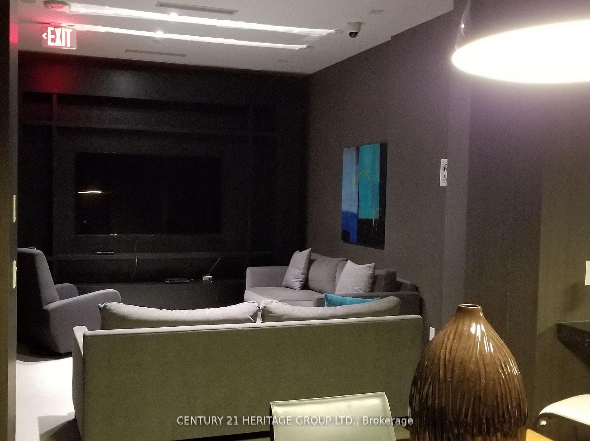 55 Speers Road Unit 1706 photo 20