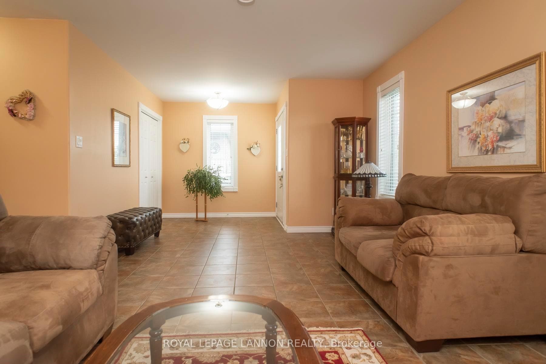 161 East Avenue photo 17