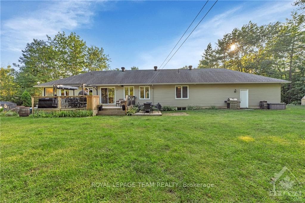 207 MONTY Drive photo 27