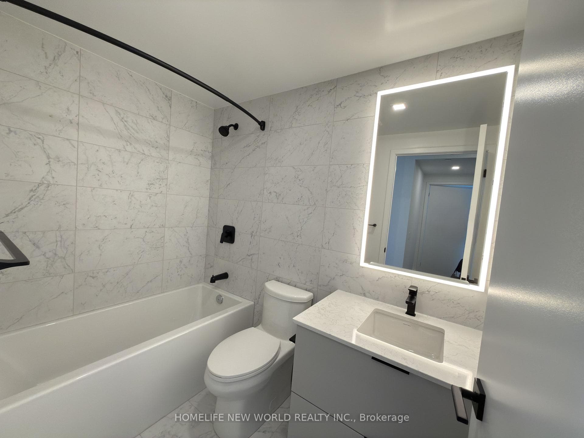 609 Sherbourne Street Unit 2904 photo 13