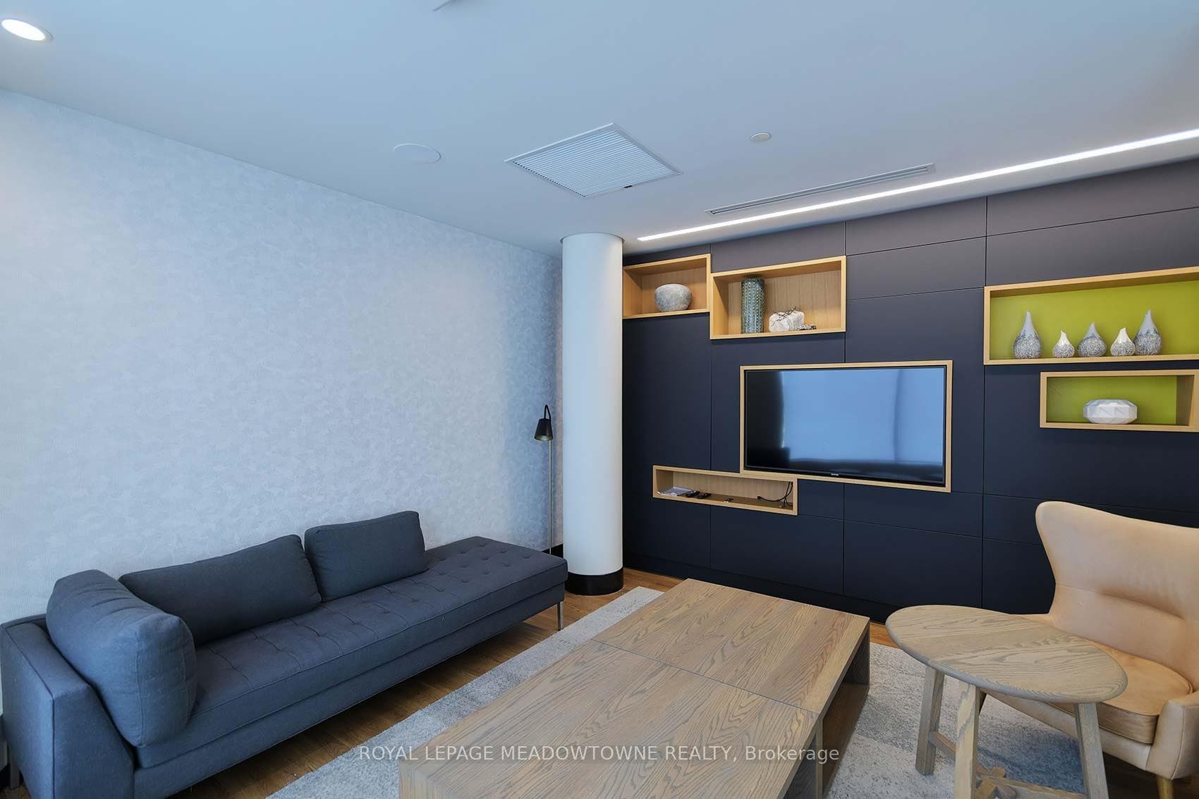 2520 Eglinton Avenue Unit 1205 photo 32