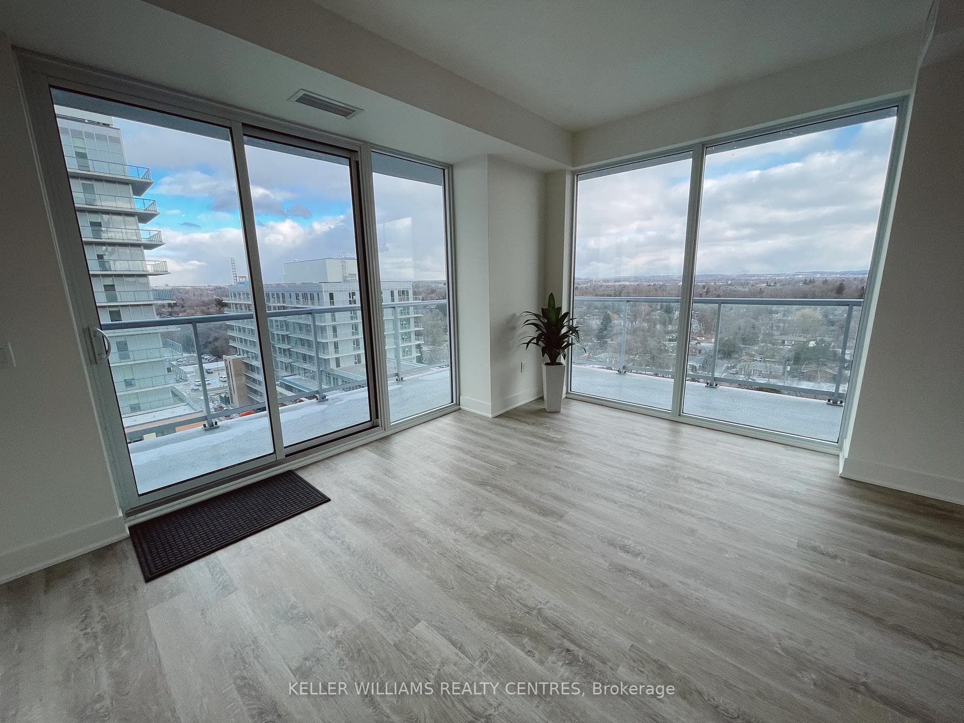 185 Deerfield Road Unit 1003 photo 4