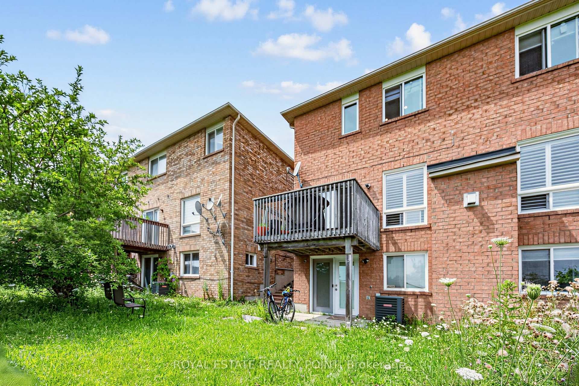 141 Raponi Circle photo 33