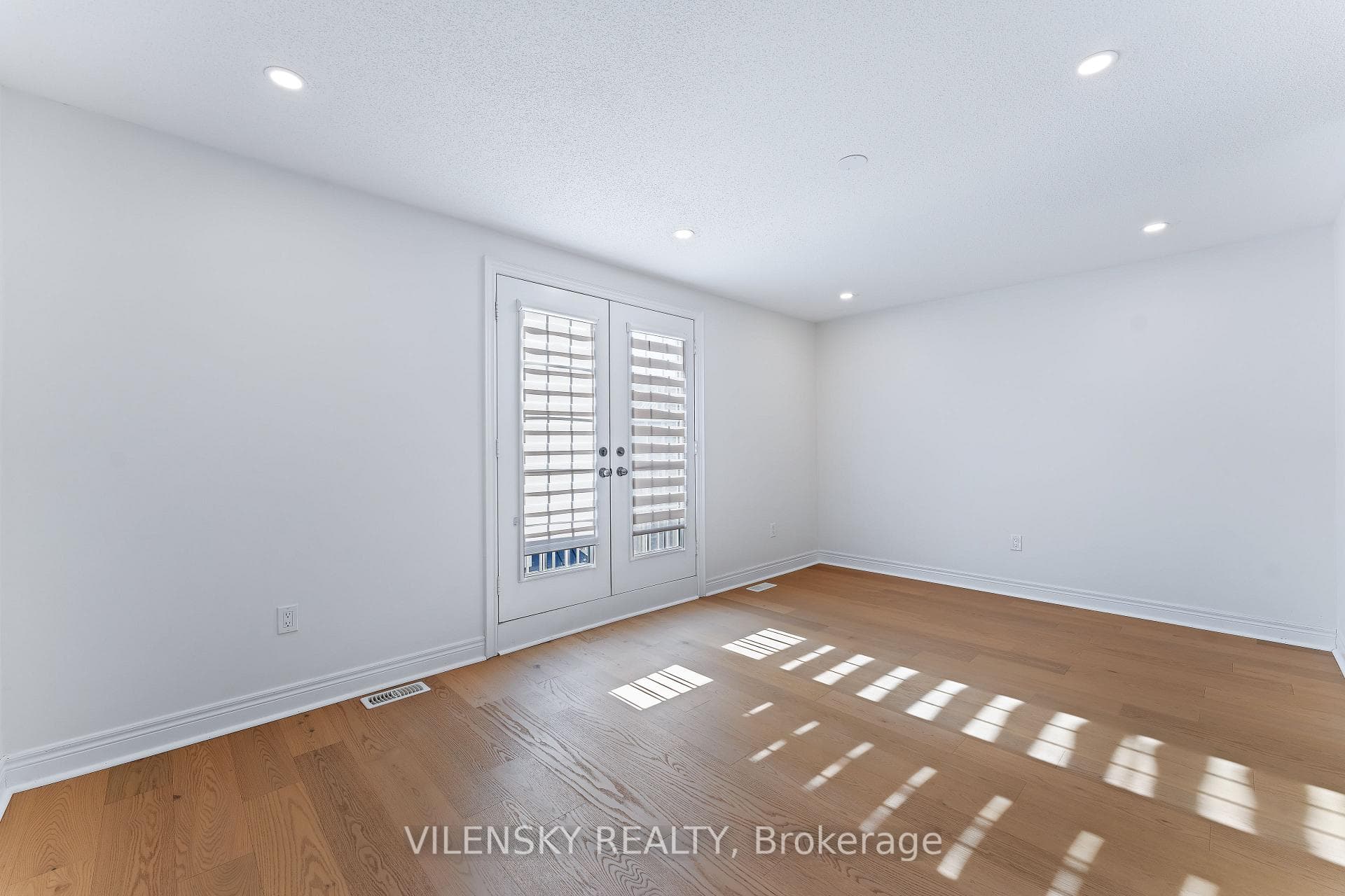 20 Kingsville Lane photo 26