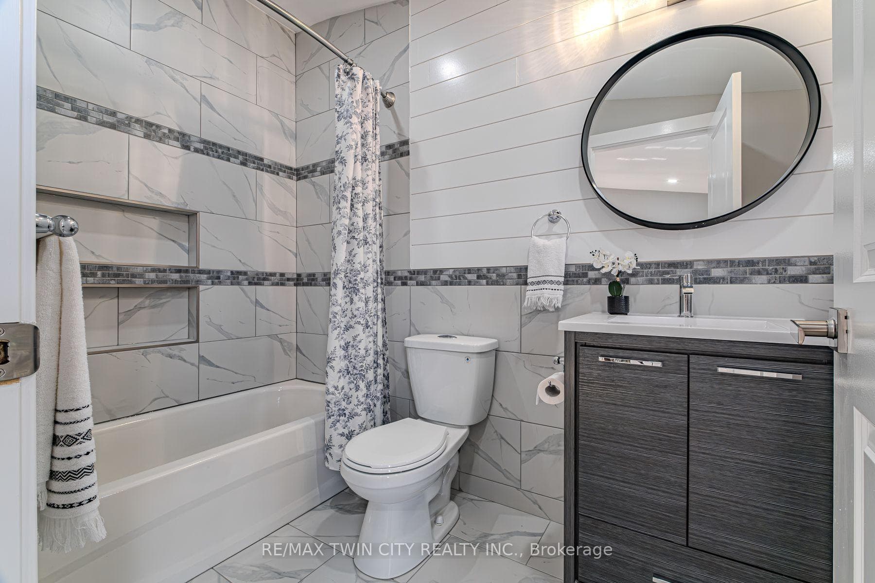 101 Aberdeen Avenue photo 15