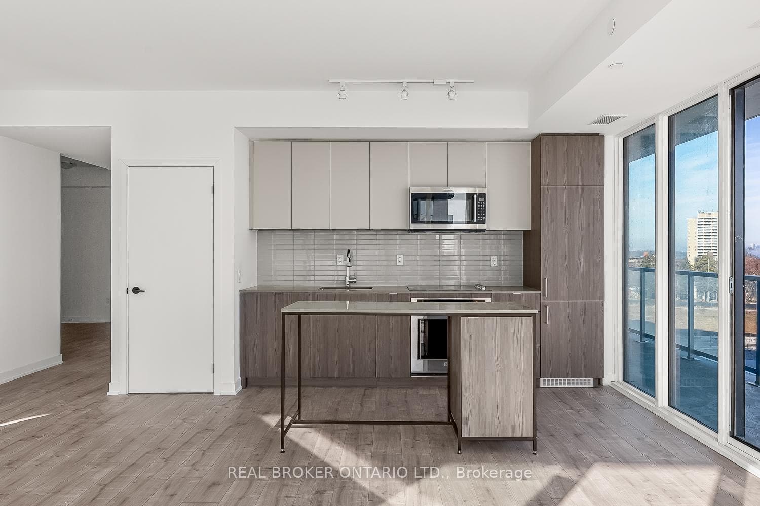 220 Missinnihe Way Unit 612 photo 20