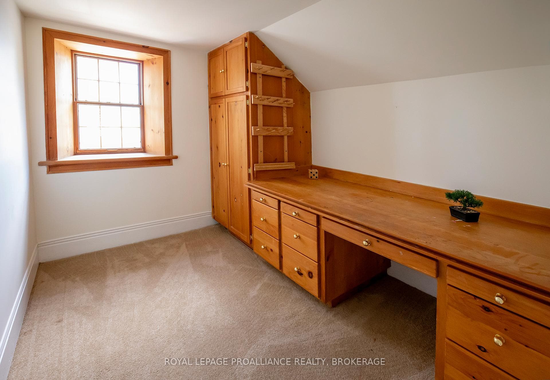 2345 Hughes Road photo 26