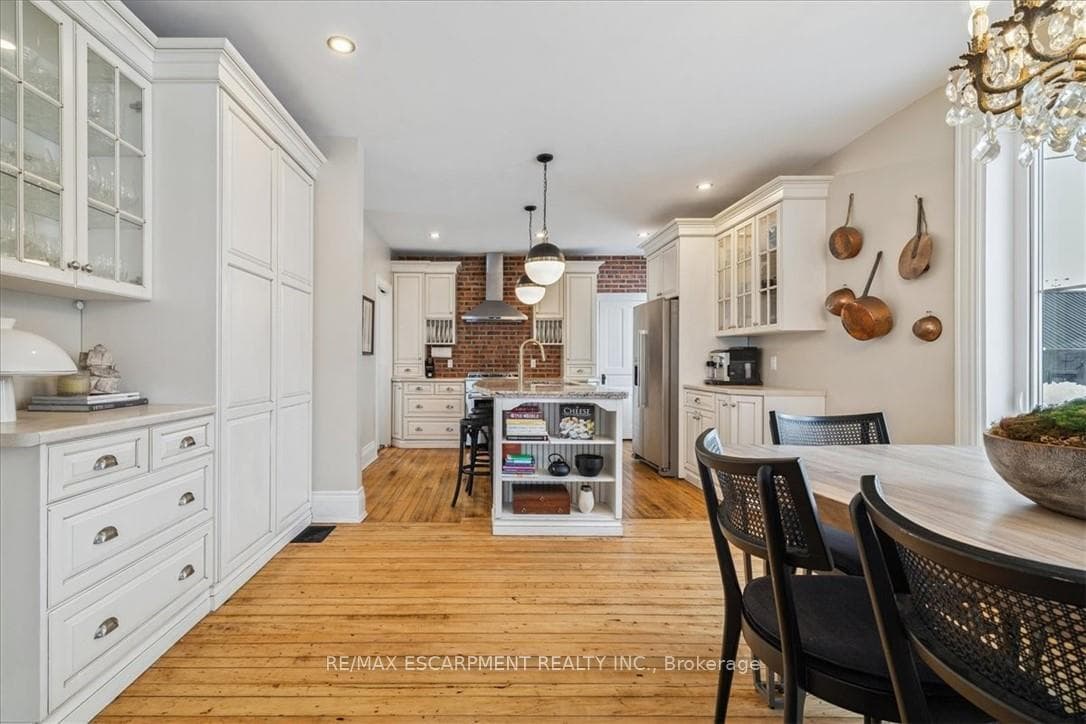 110 Cream Street photo 12