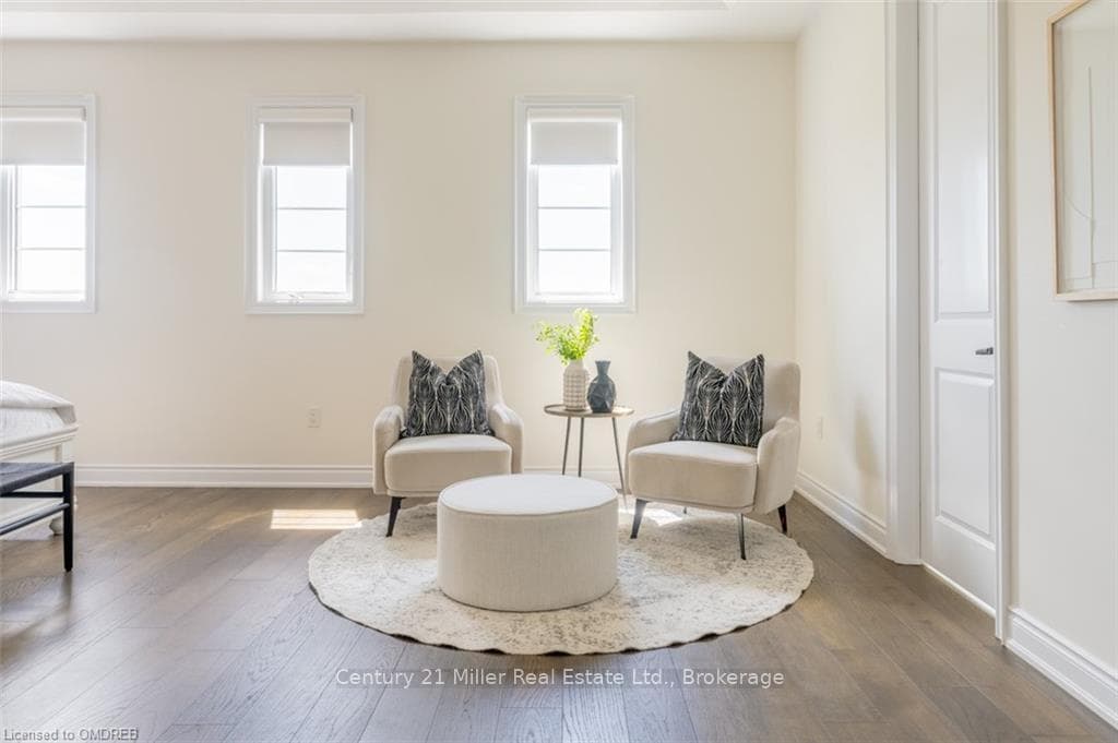 1337 BLACKMORE Street photo 17