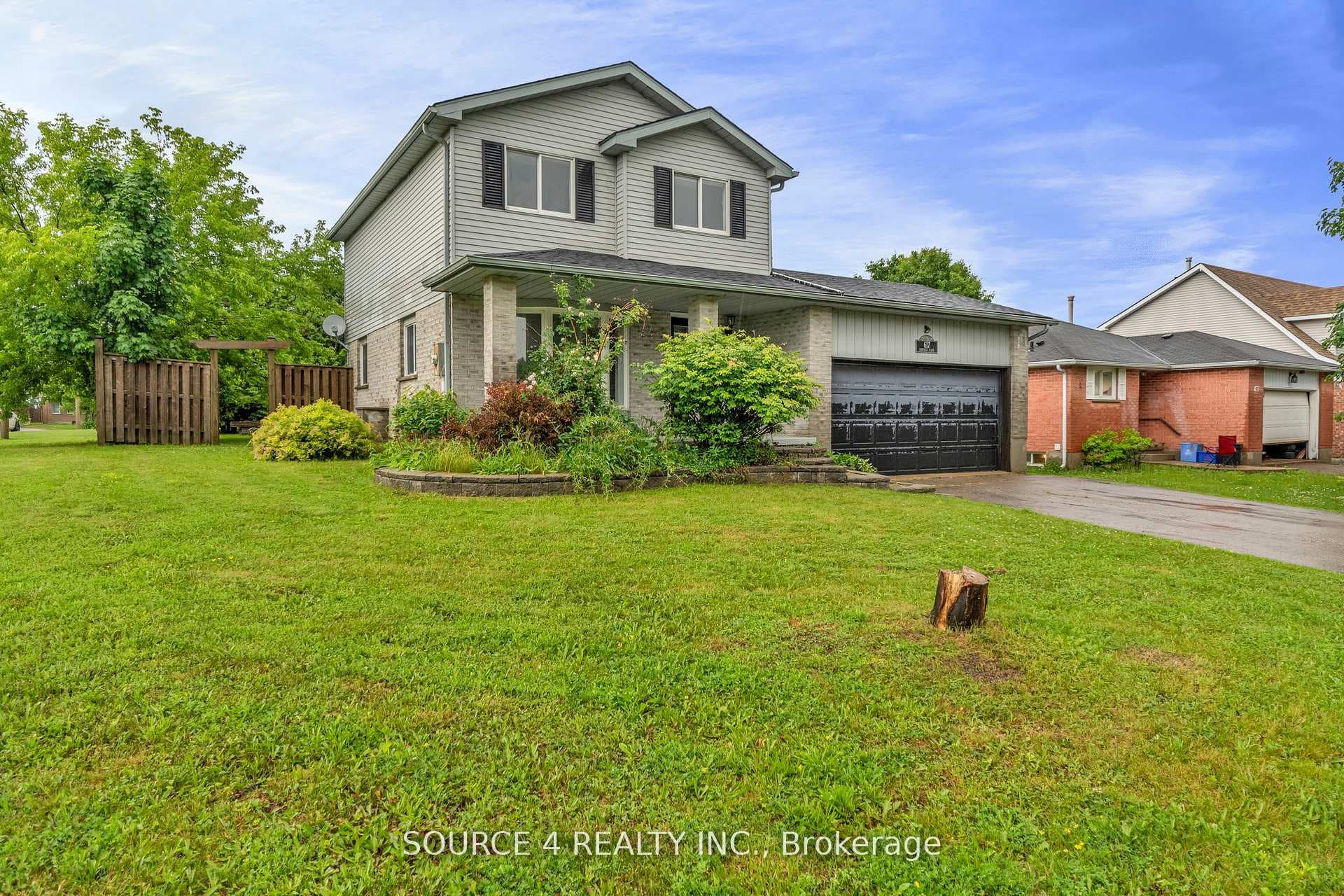 617 Canfield Place photo 2