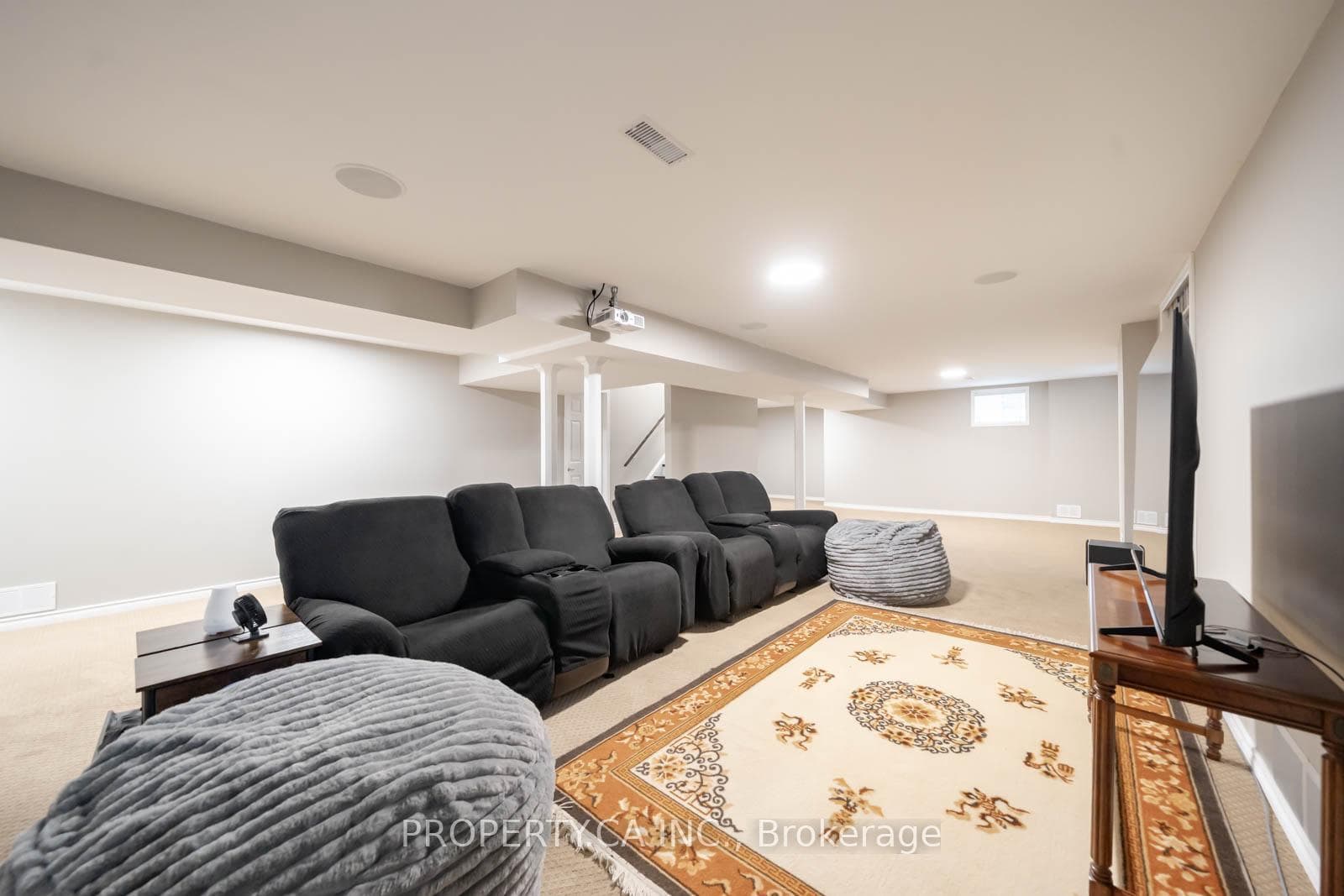 725 Reece Court photo 38