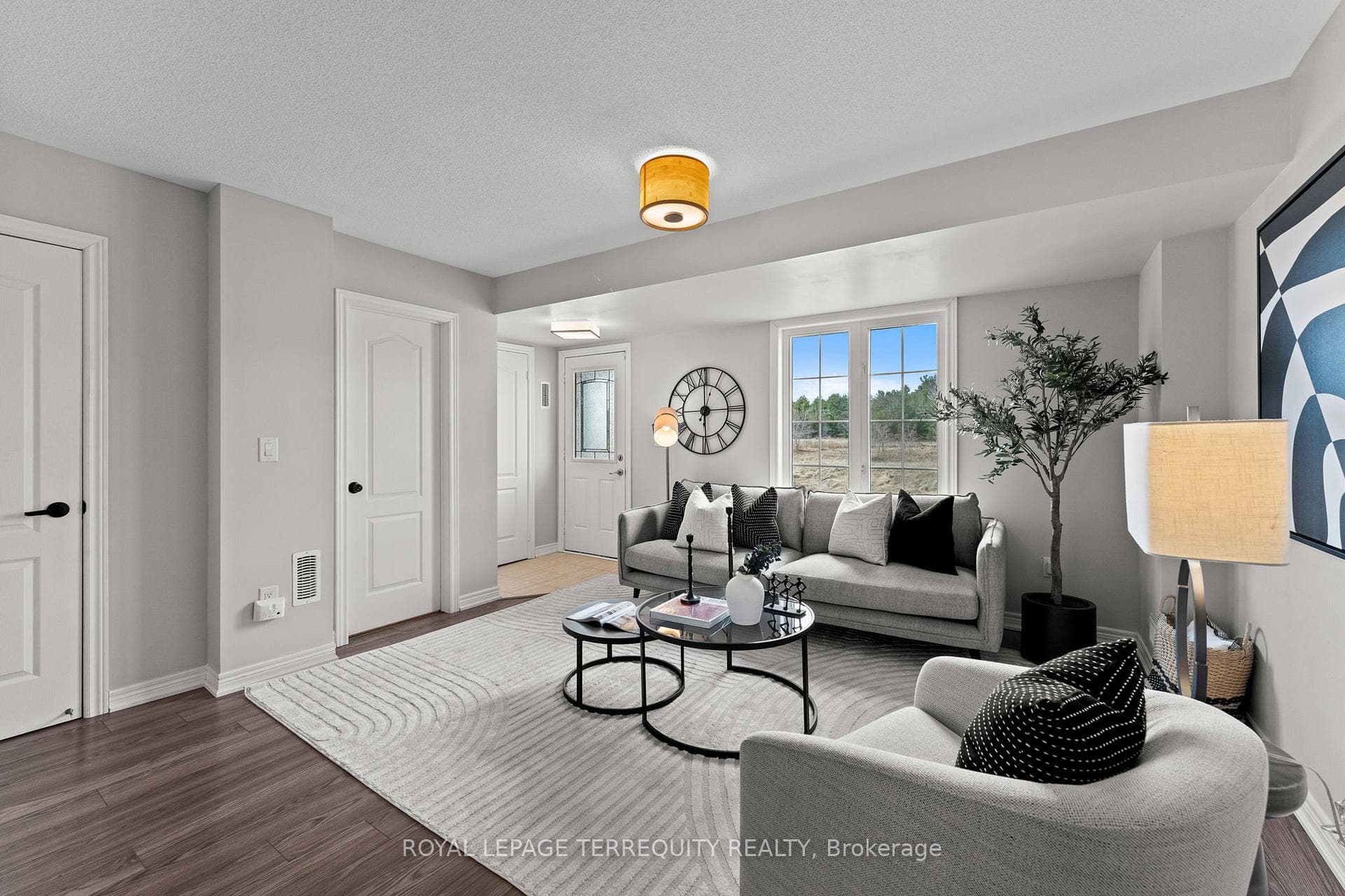 1779 Carousel Drive photo 6