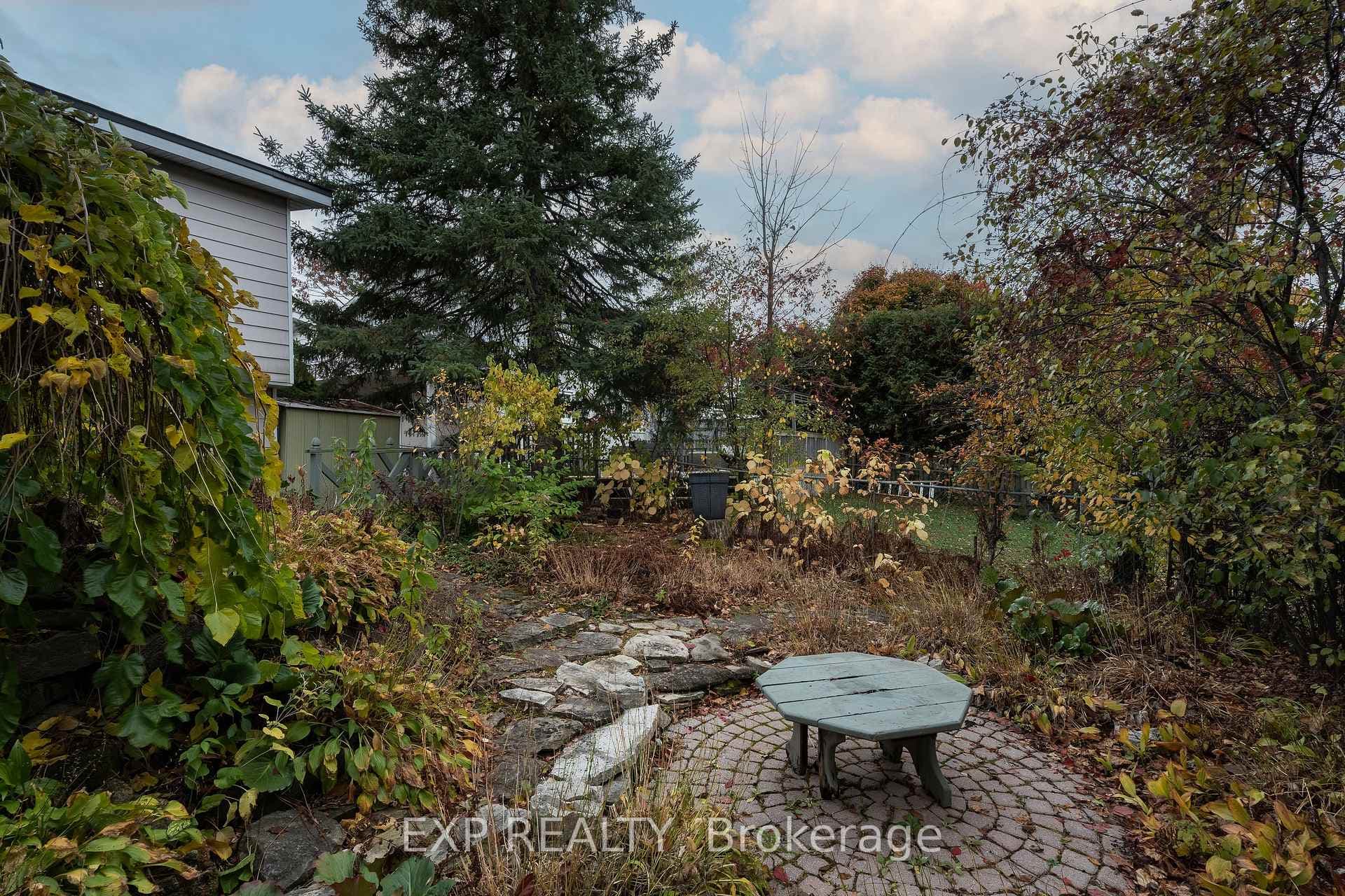 109 Woodfield Drive photo 26