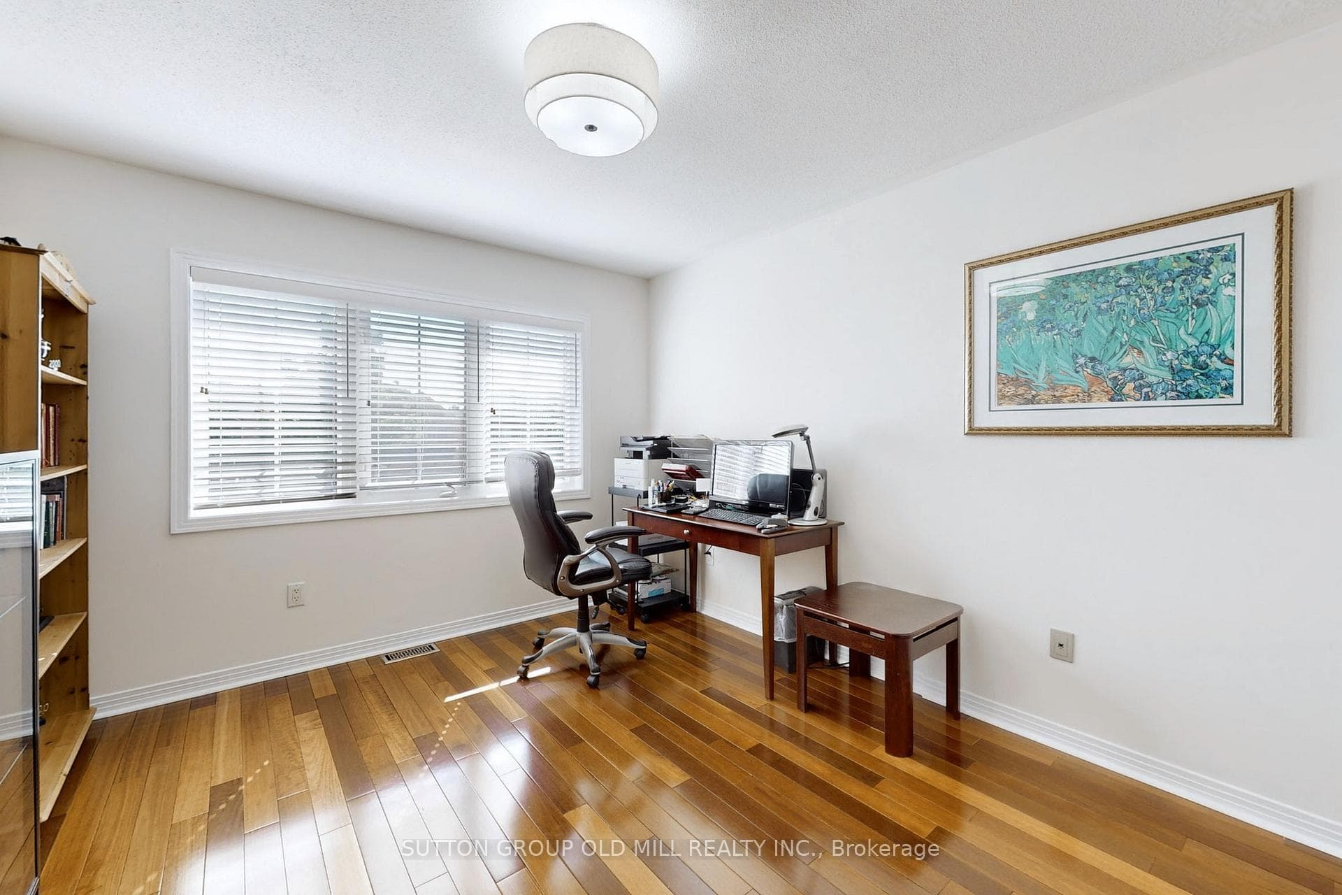 22 Nichols Boulevard photo 28