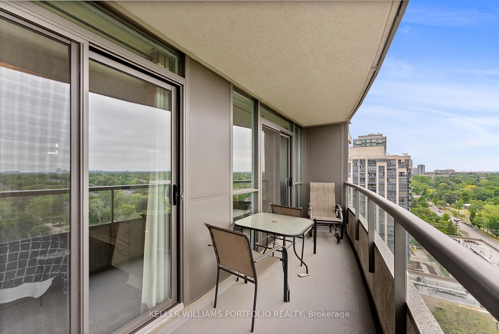 35 Hollywood Avenue Unit 1823 photo 26