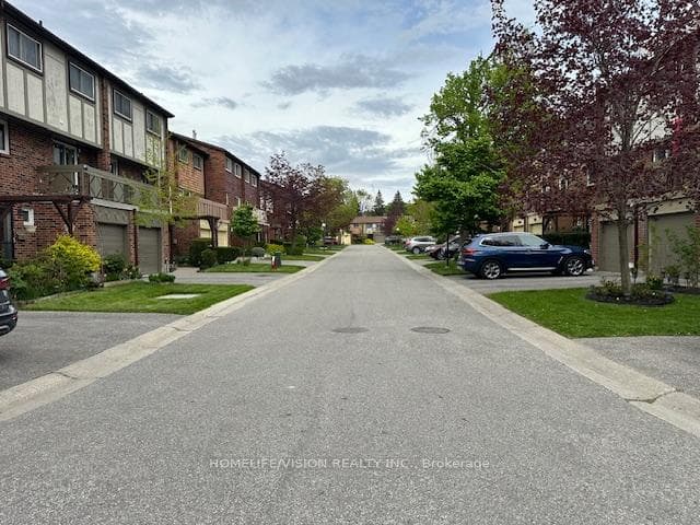 30 Chichester Place Unit 56 photo 2