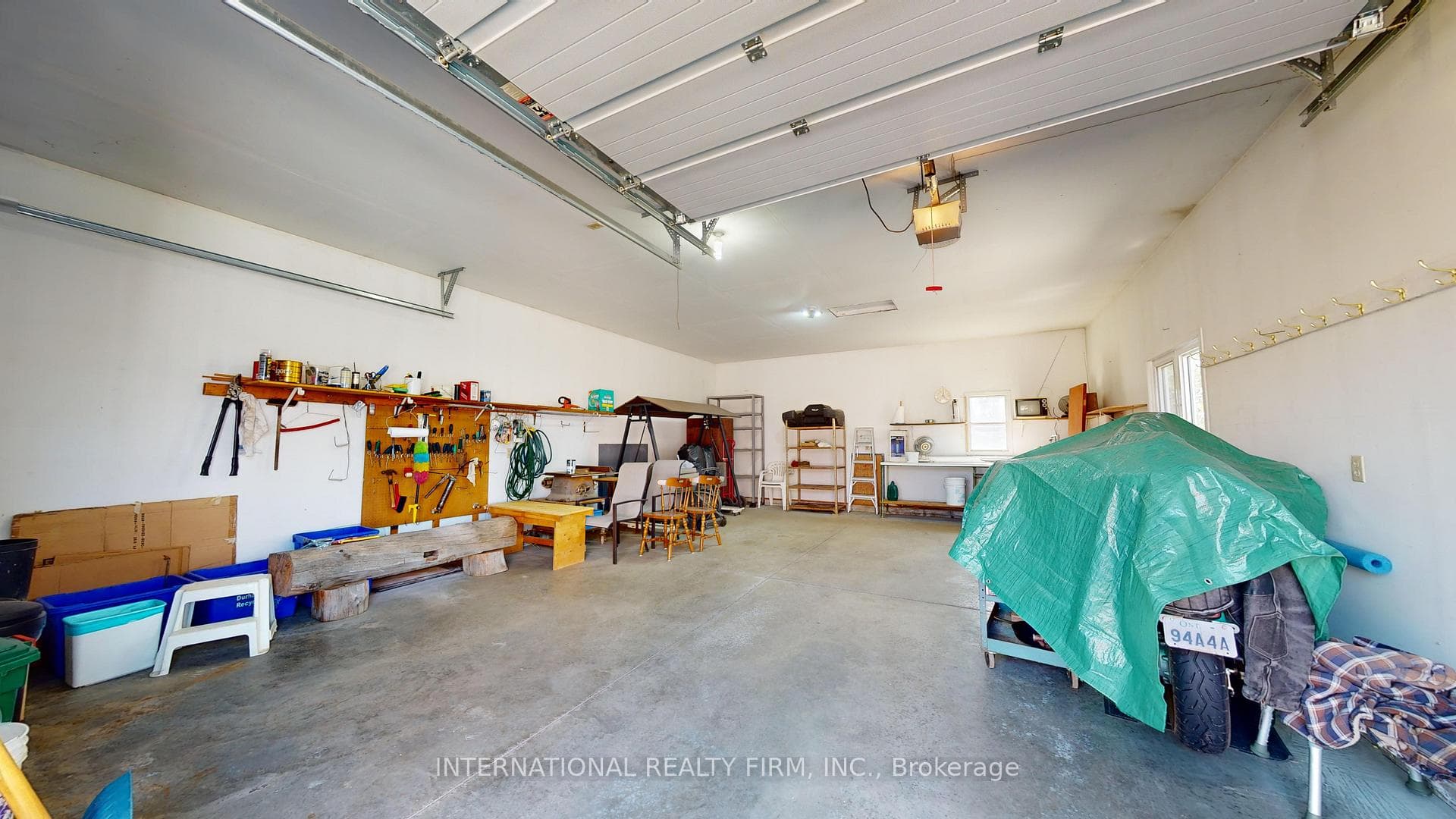 9 Vipond Road photo 27