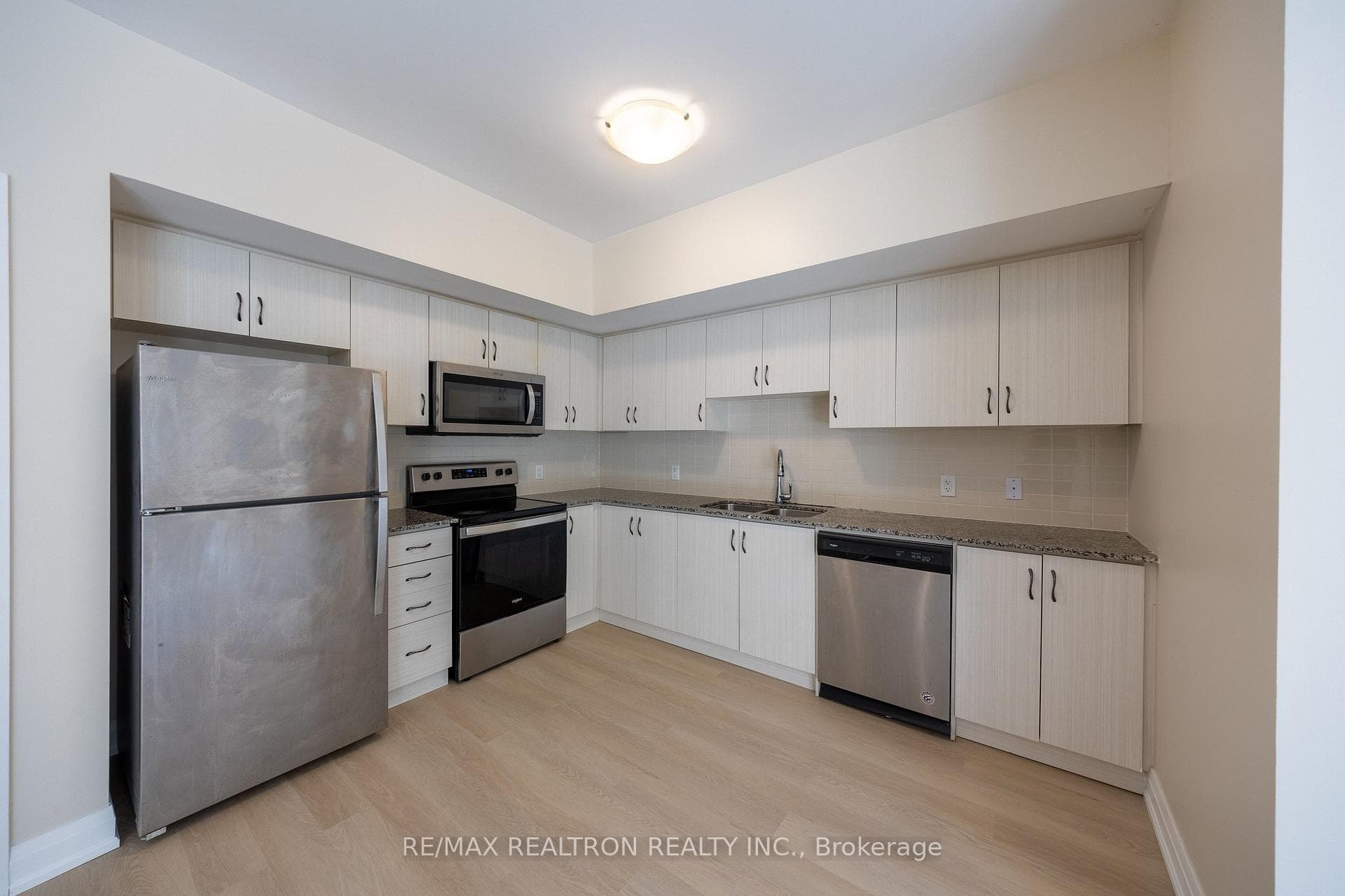 6 Whitaker Way Unit 157 photo 12
