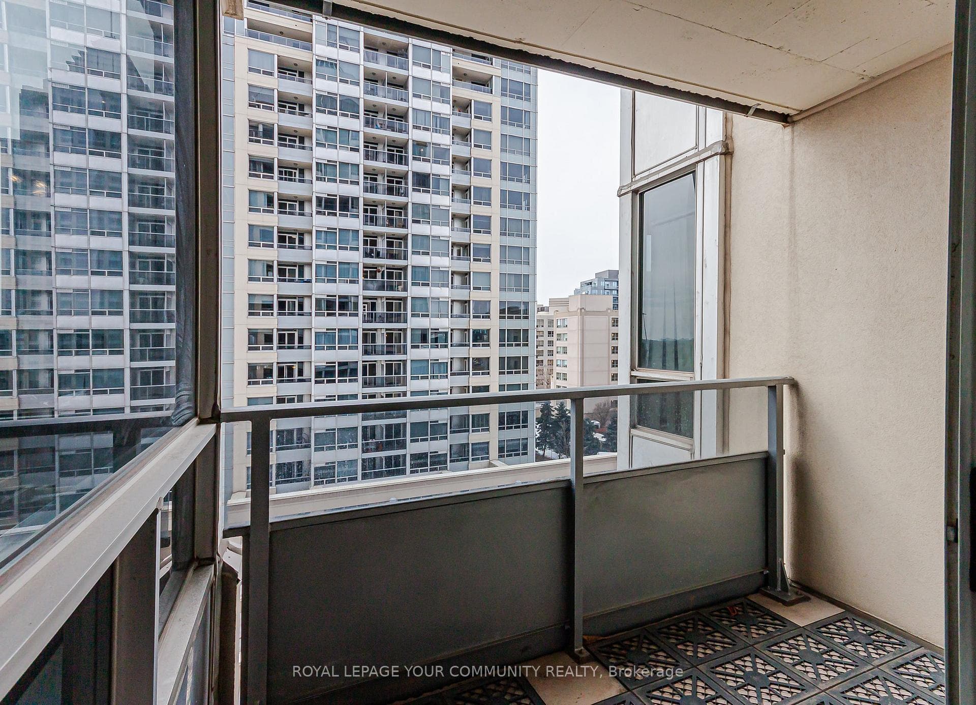 8 Rean Drive Unit 712 photo 15