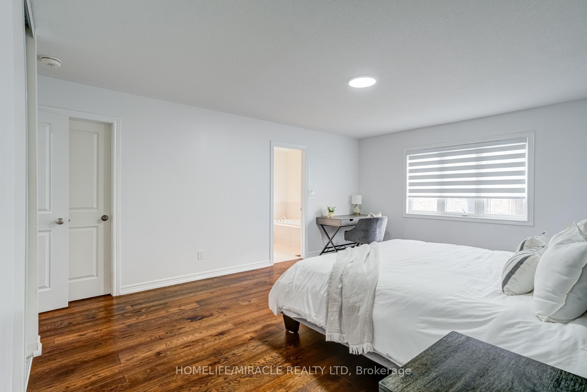 81 Willoughby Way photo 35