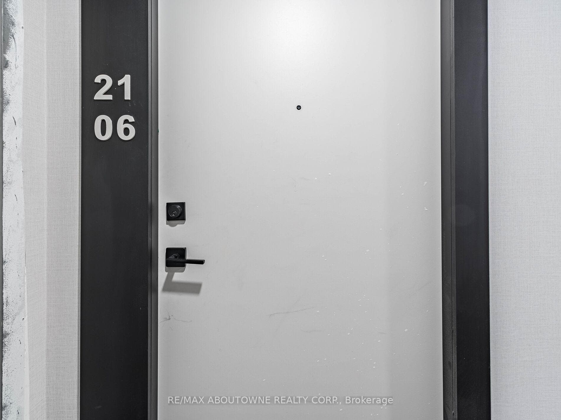 319 Jarvis Street Unit 2106 photo 8