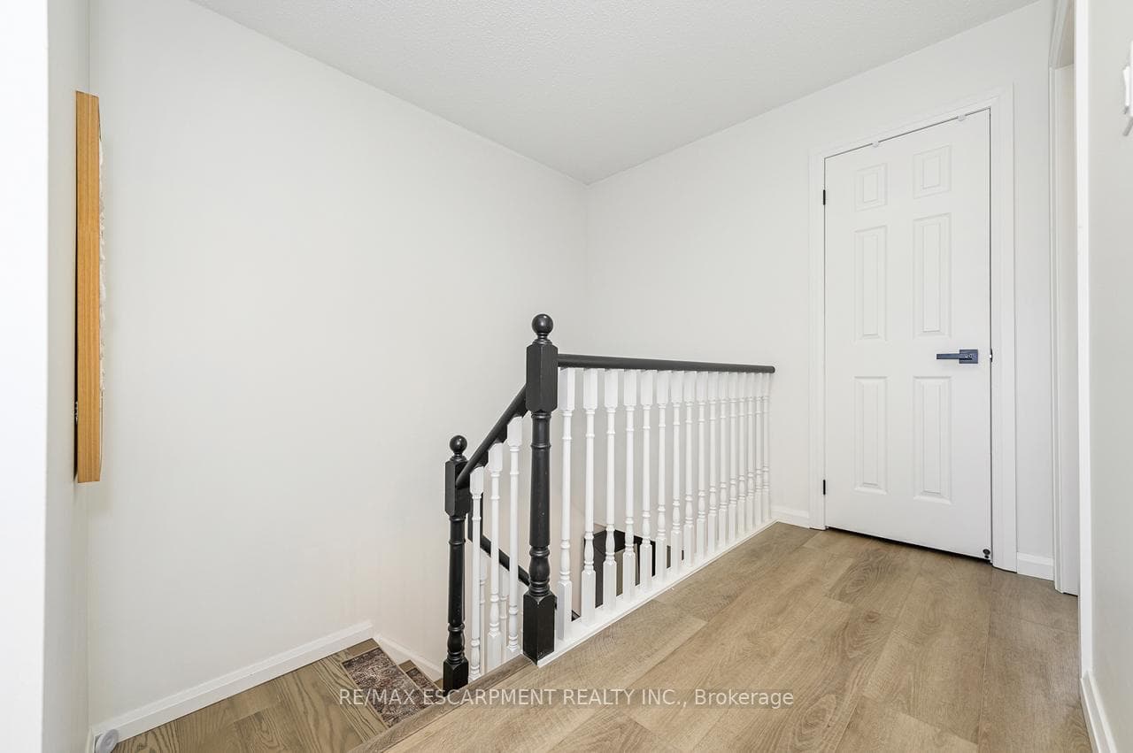100 Manley Lane photo 18