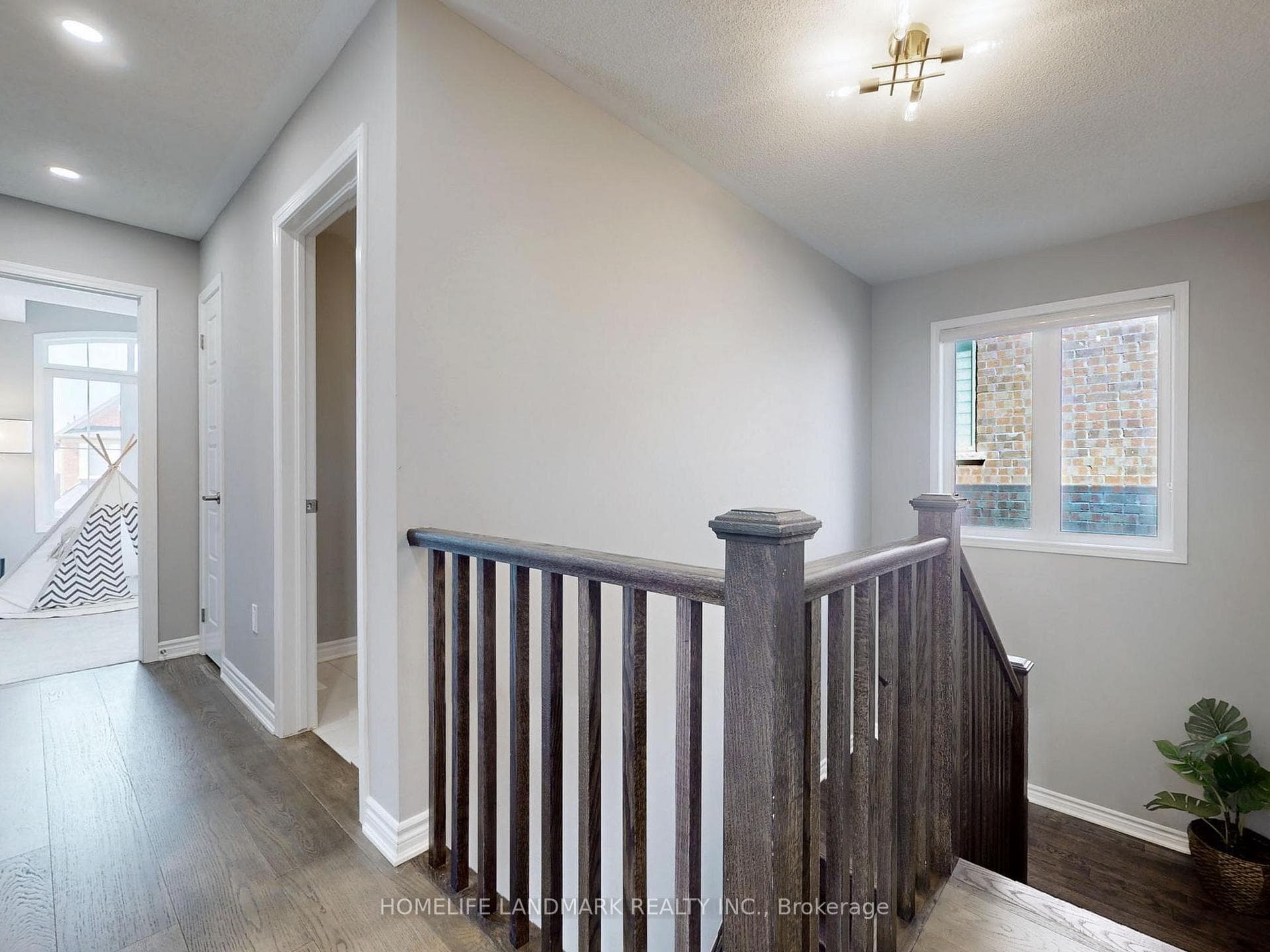 1281 Whitney Terrace photo 22