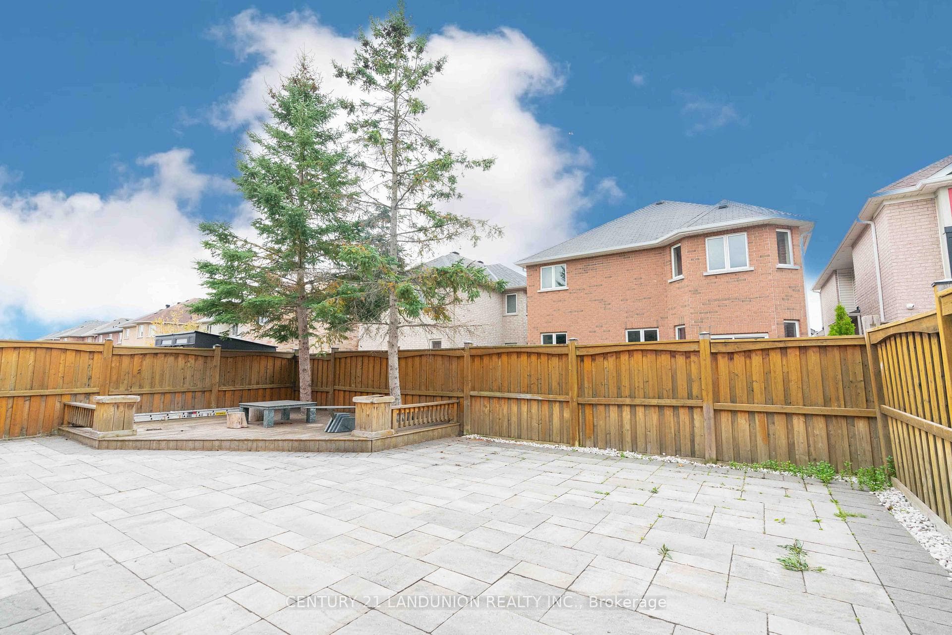 58 Stricker Avenue photo 40