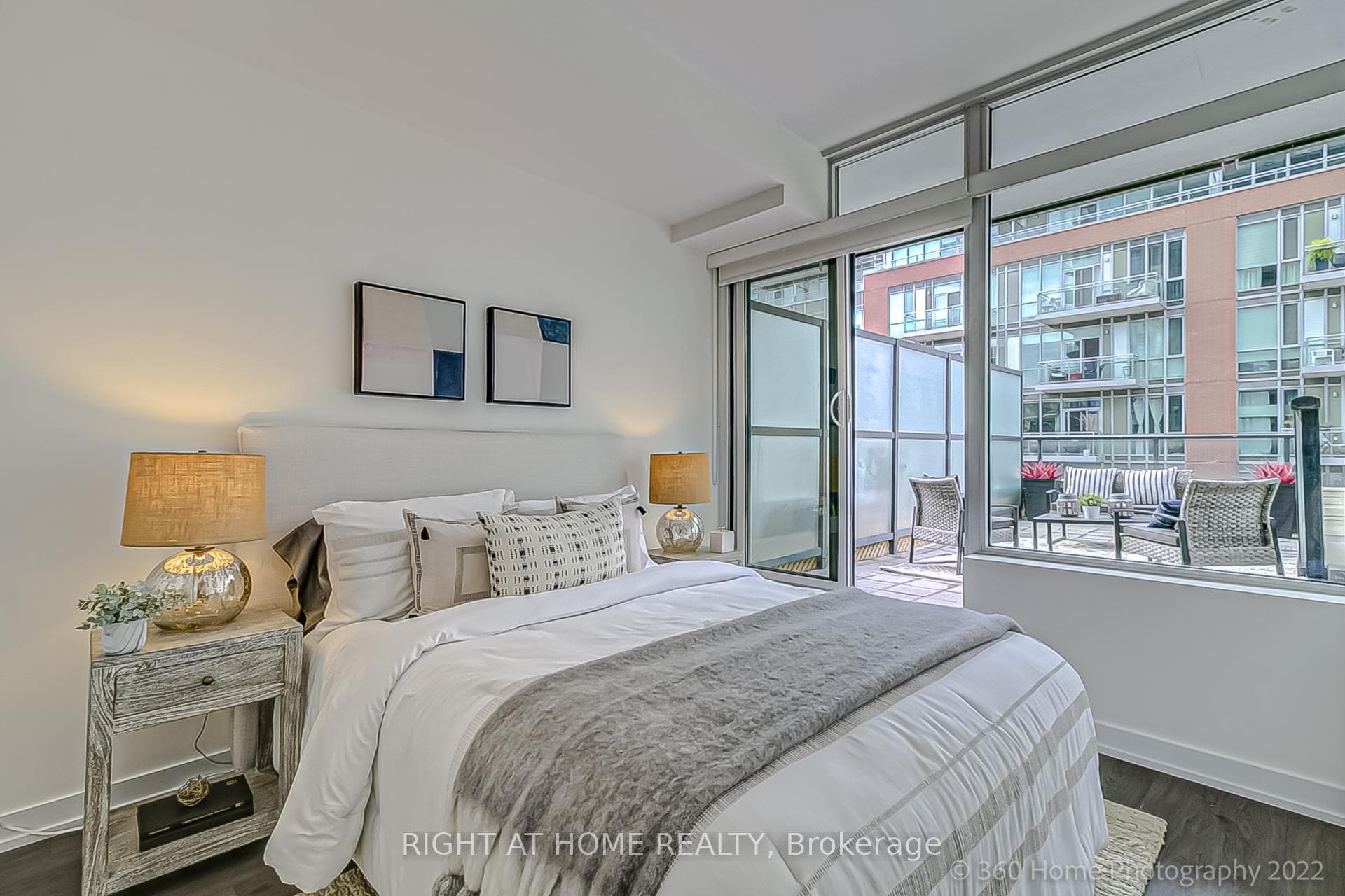 105 George Street Unit 312 photo 17