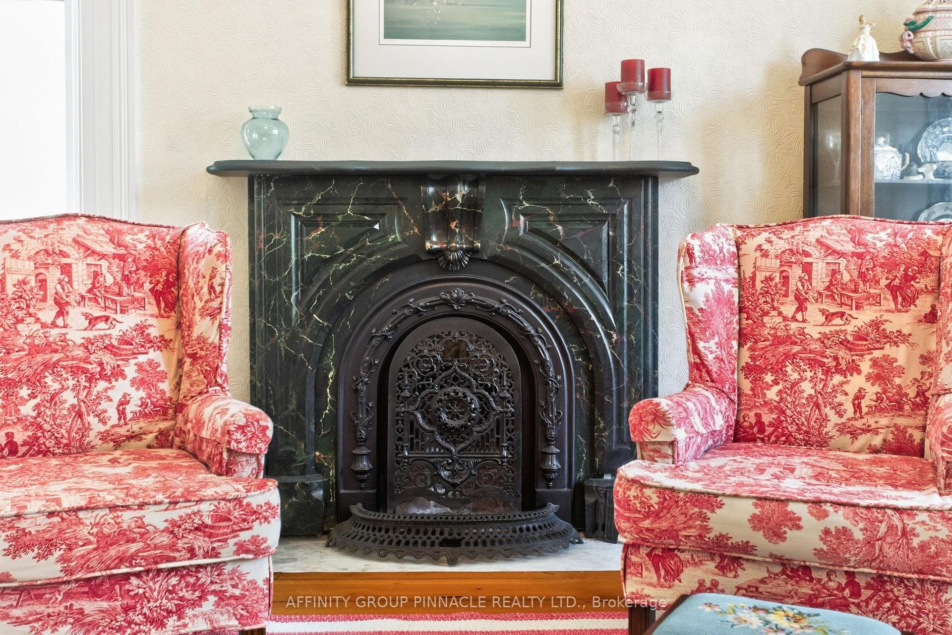 145 King Street photo 15