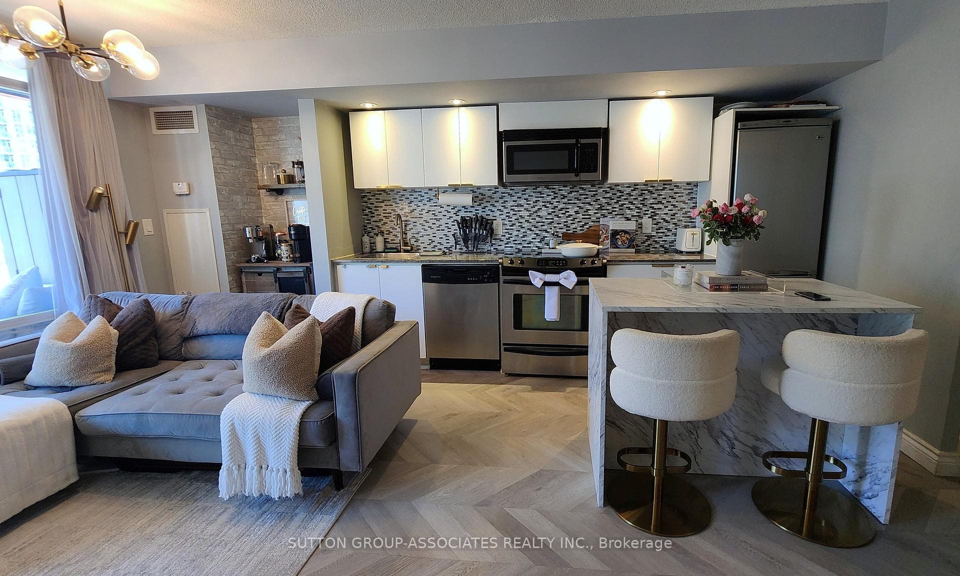 4K Spadina Avenue Unit 1012 photo 6