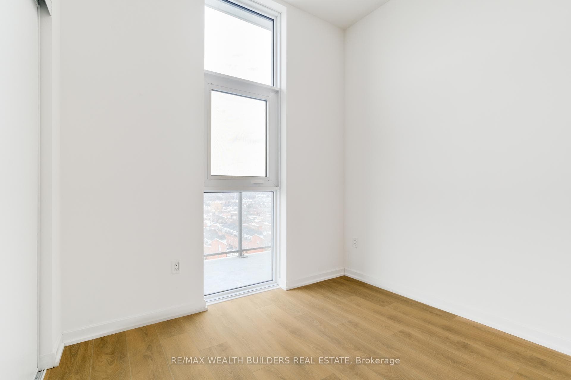1285 Dupont Street Unit 1204 photo 13